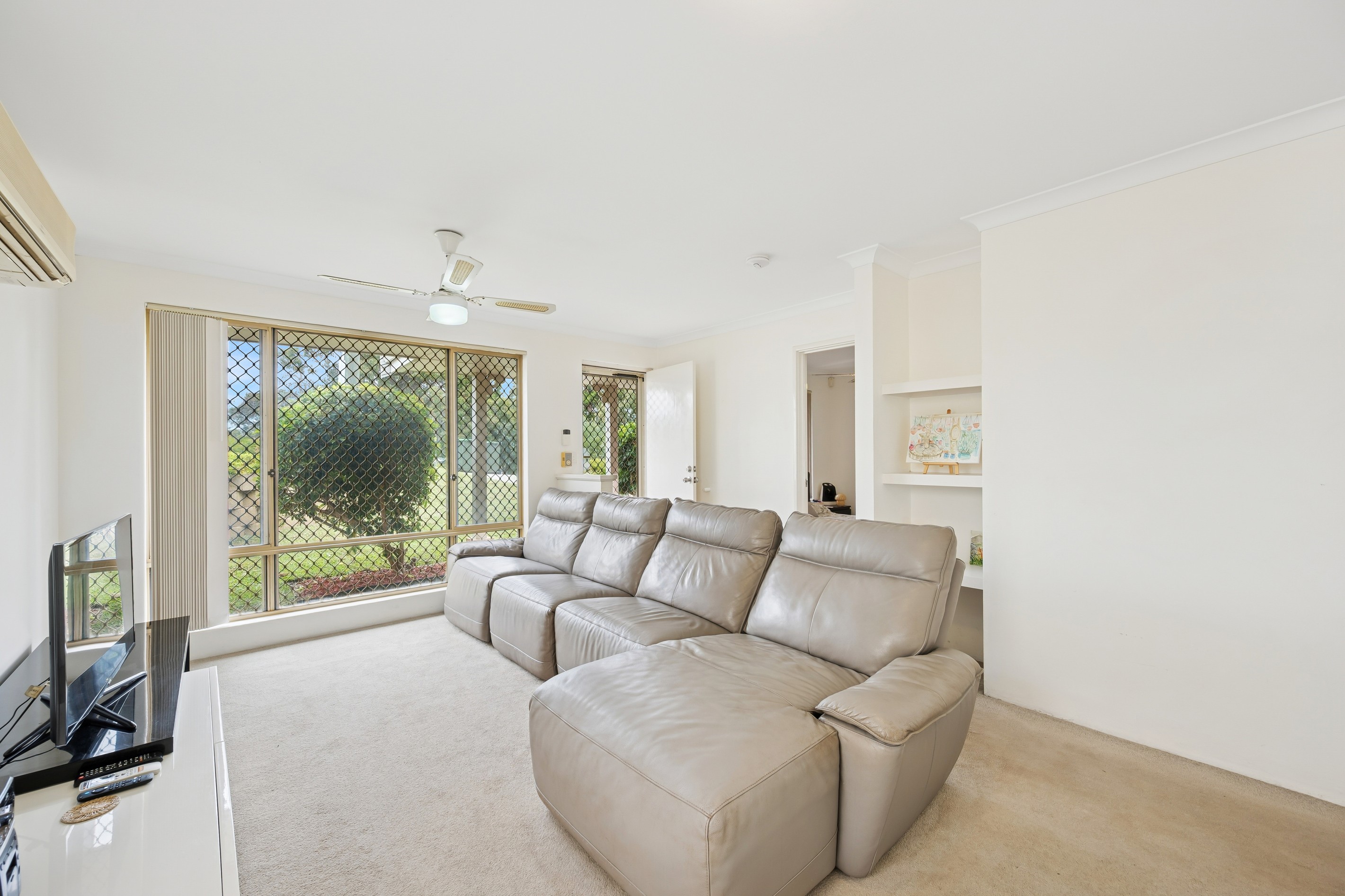 26A Lowes Street, Cloverdale, WA 6105