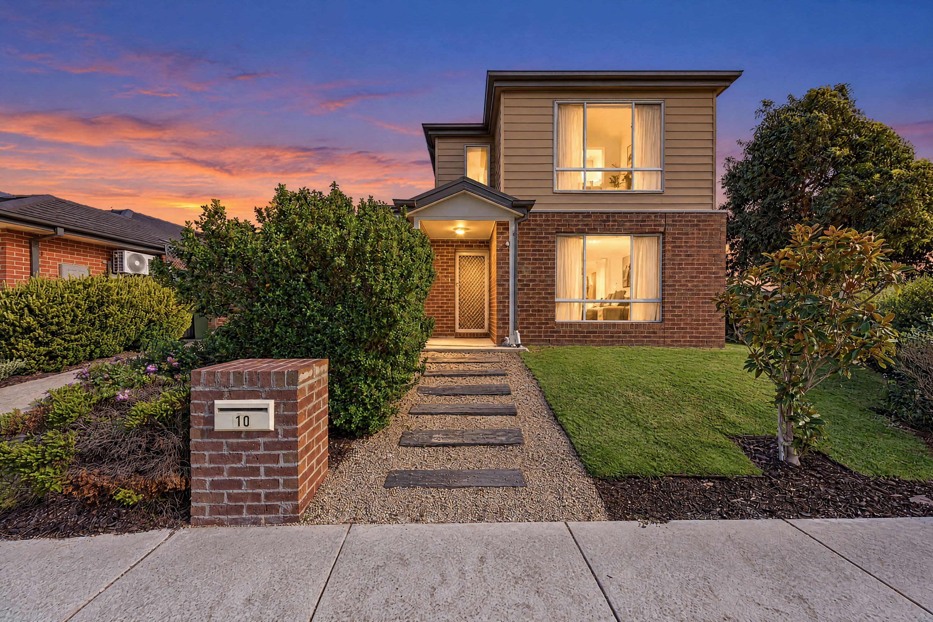 10 Pembroke Place — photo from Ray White Pakenham