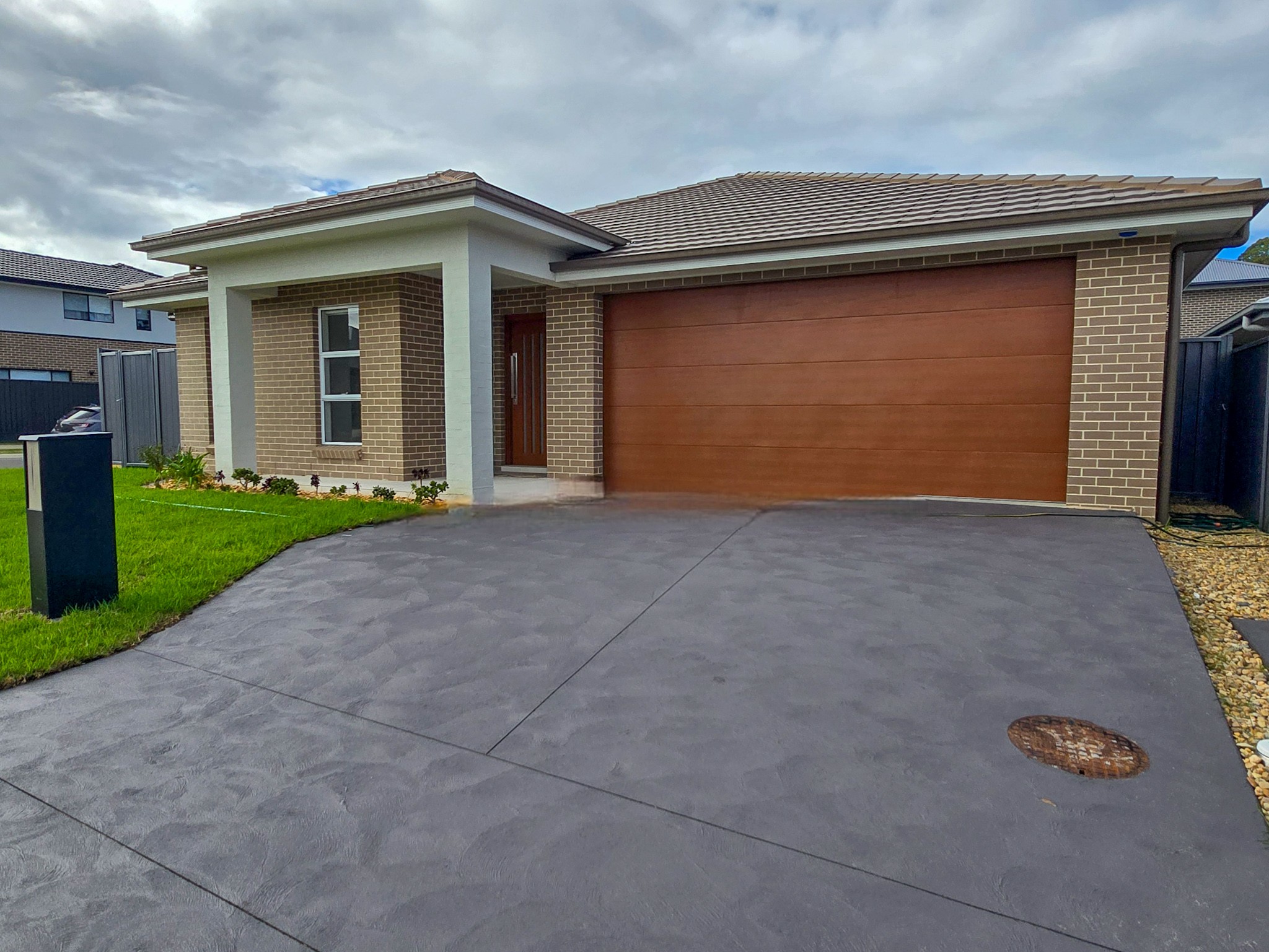 17 Softwood Street, Spring Farm, NSW 2570