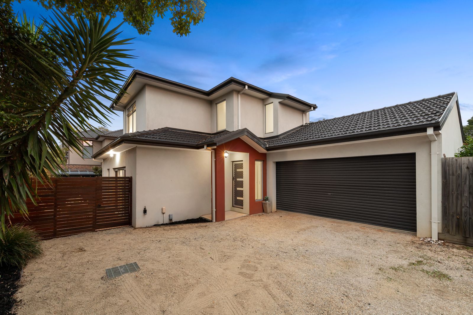 2/39 Surrey Road, Blackburn North, VIC 3130