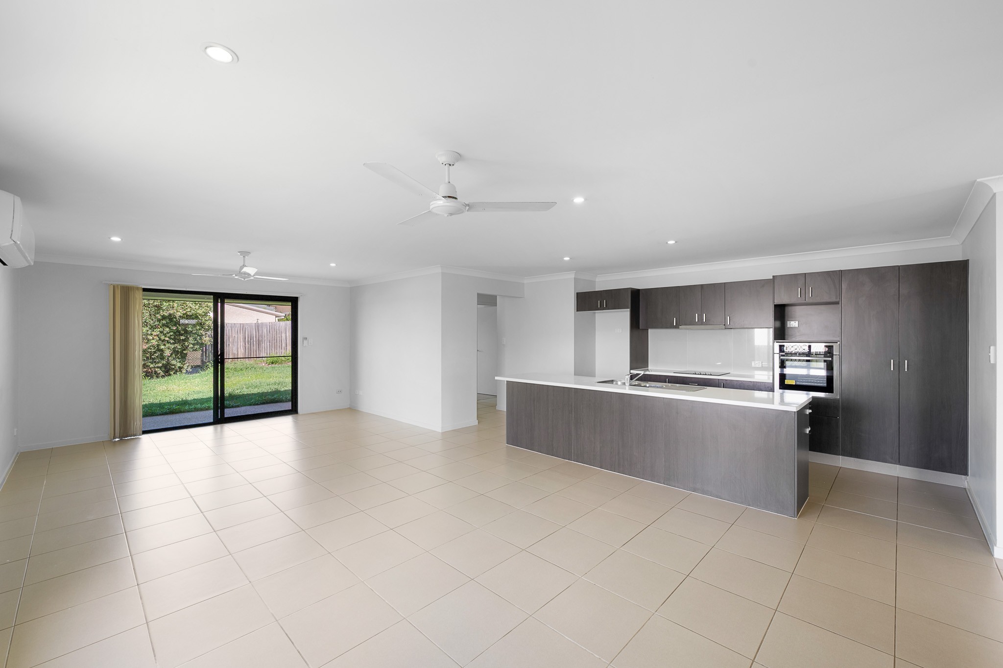 19 Redgum Drive, Kirkwood, QLD 4680