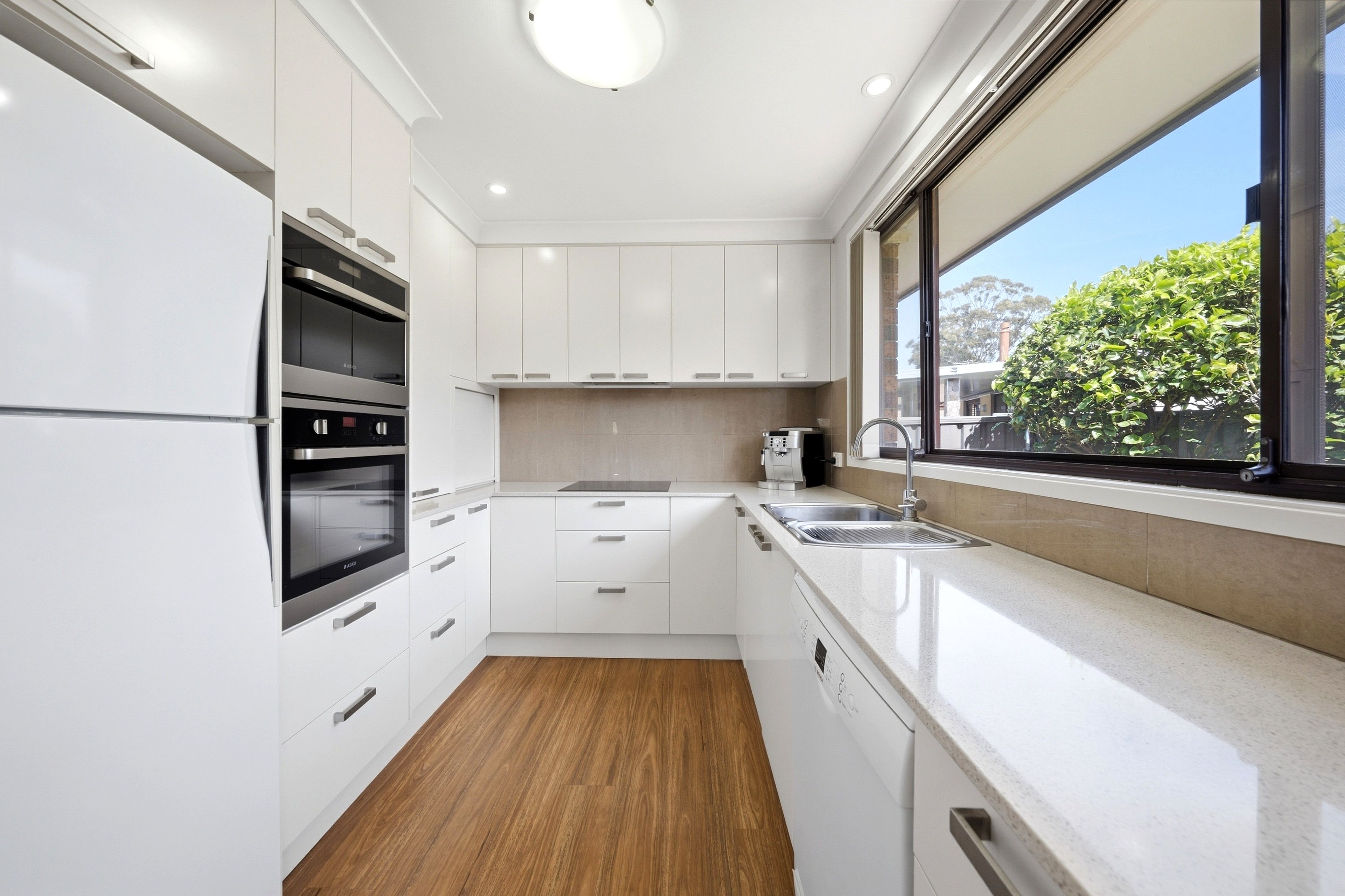 9 Frost Court — photo 4 of 16