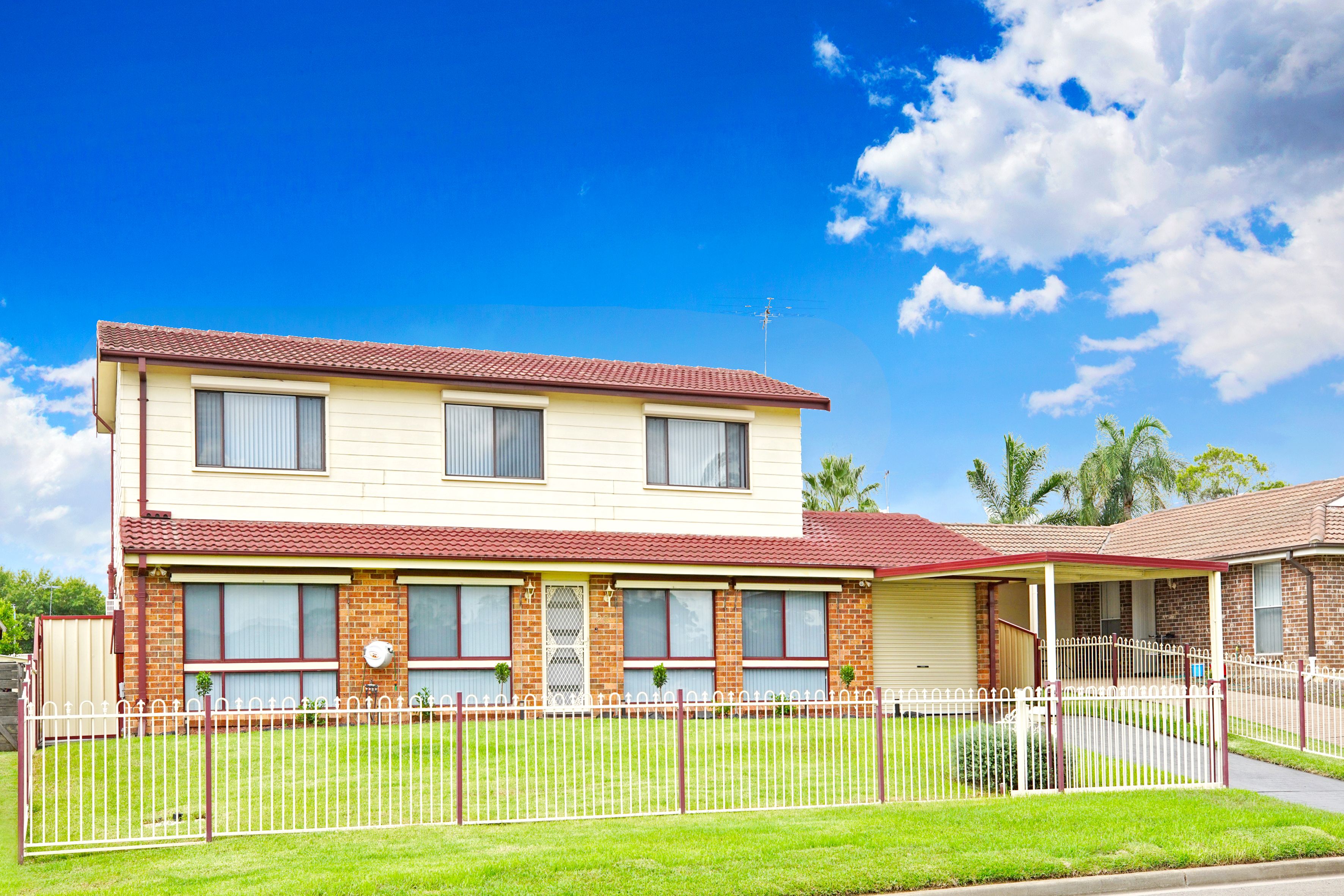 29 Greenbank Drive