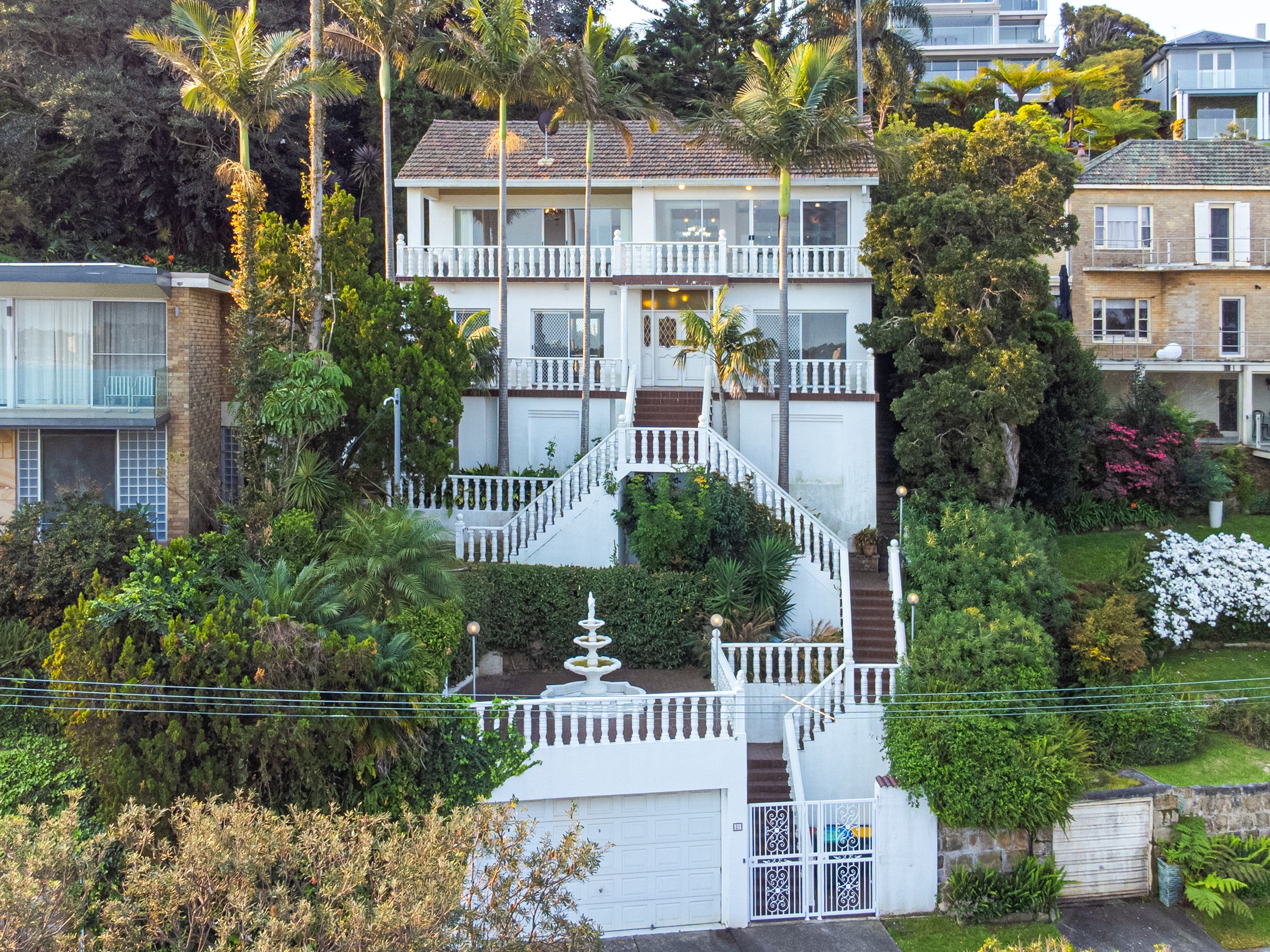 21 Iluka Road — photo from Ray White The Horizon Group - East