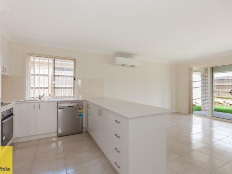 47 Woodrose Circuit, Pimpama, QLD 4209