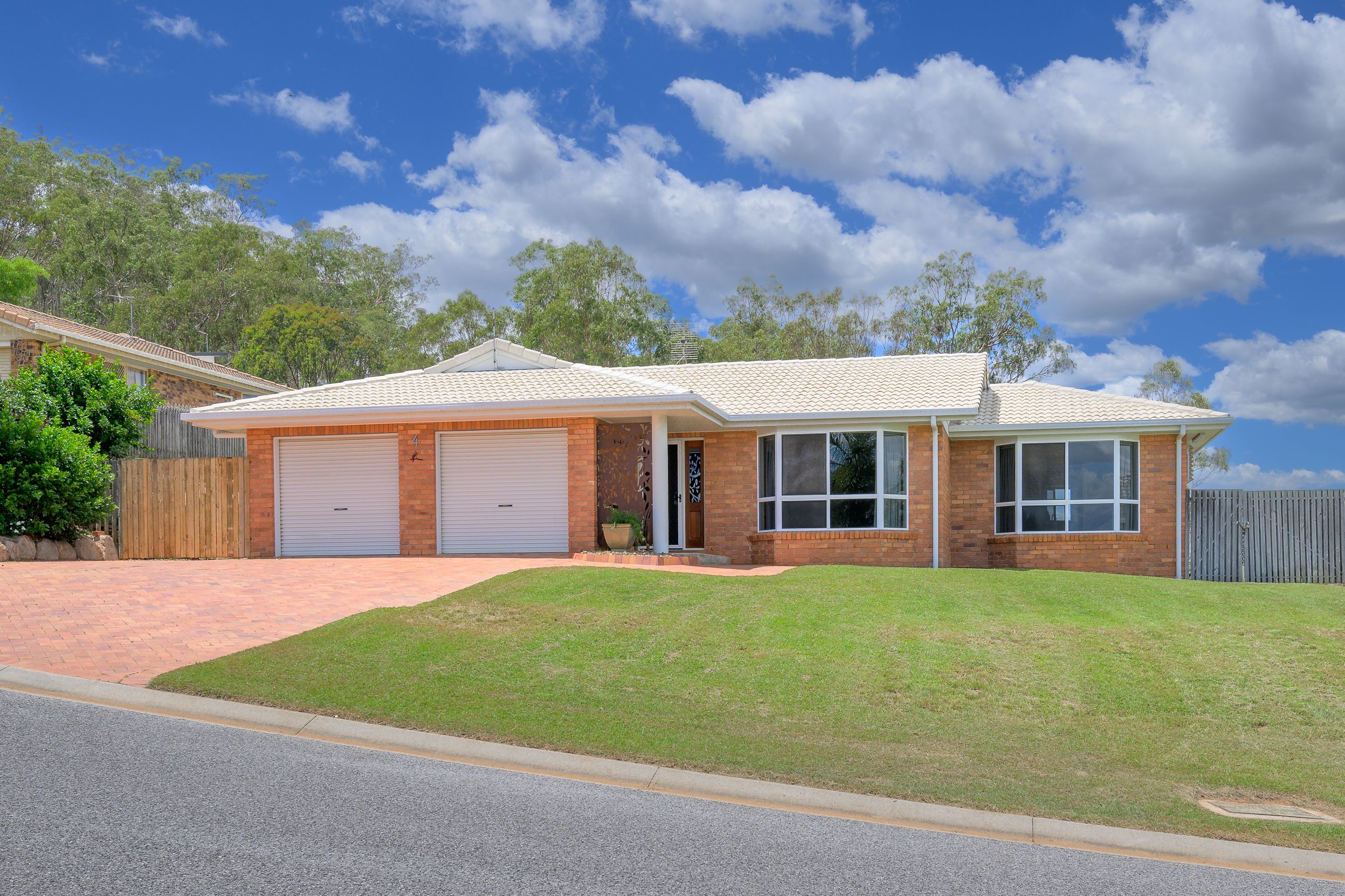 4 Selwyn Close, Telina QLD 4680