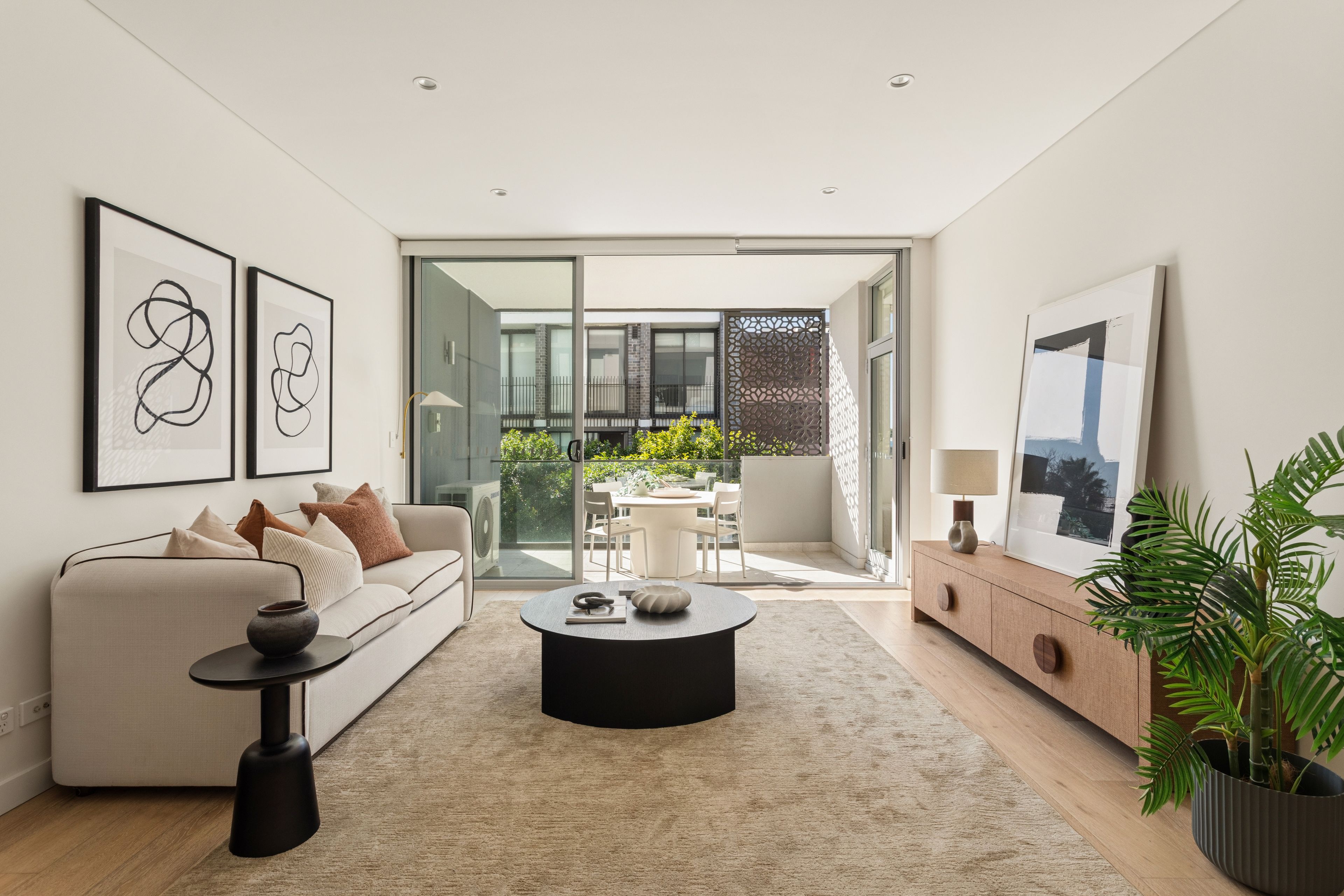 107/33 New Canterbury Road — photo from Ray White Surry Hills