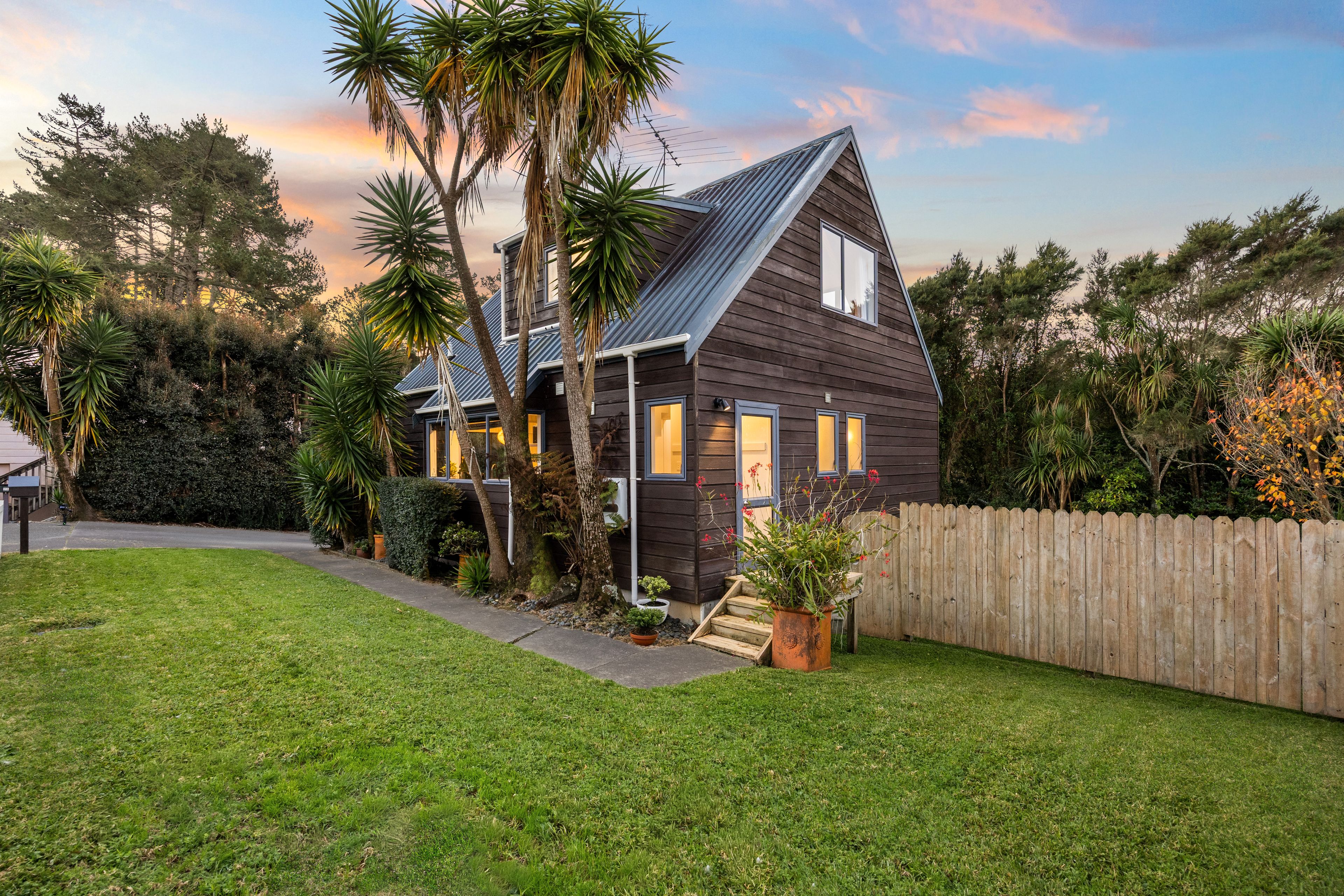 21 Carillon Place, Massey, Waitakere City