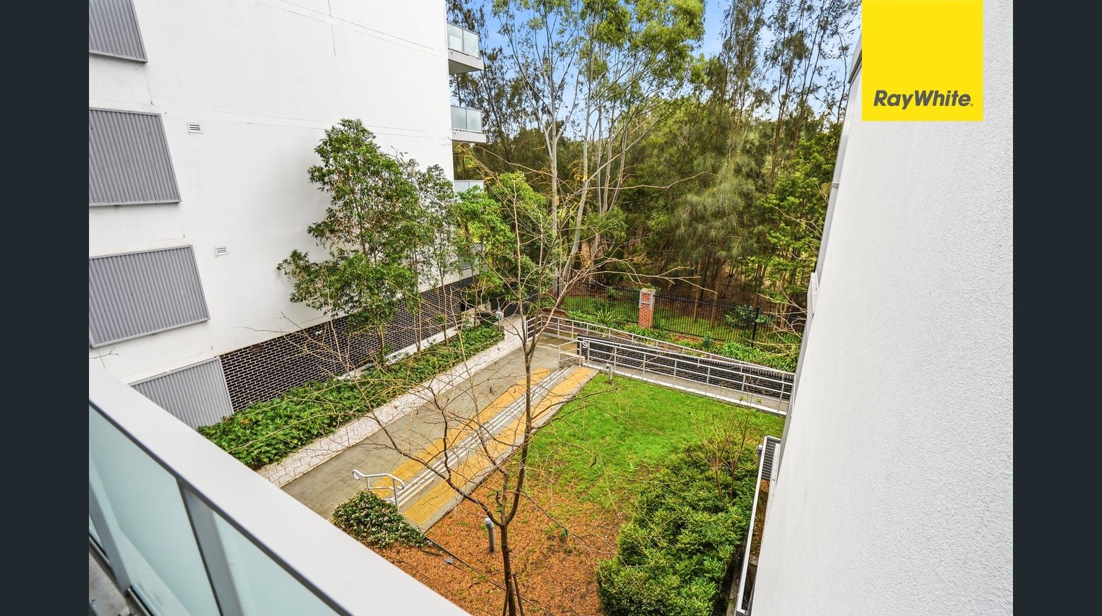 214/27 Dressler Court — photo 10 of 16