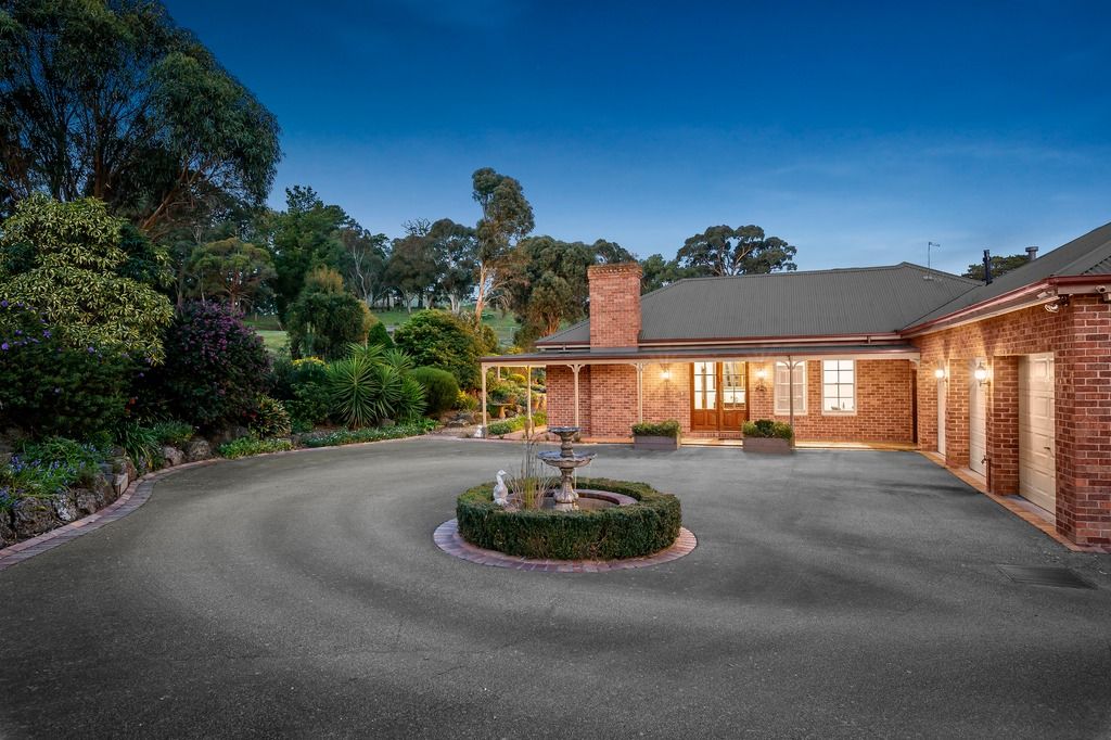 198-214 Bannons Lane, Yarrambat, VIC 3091