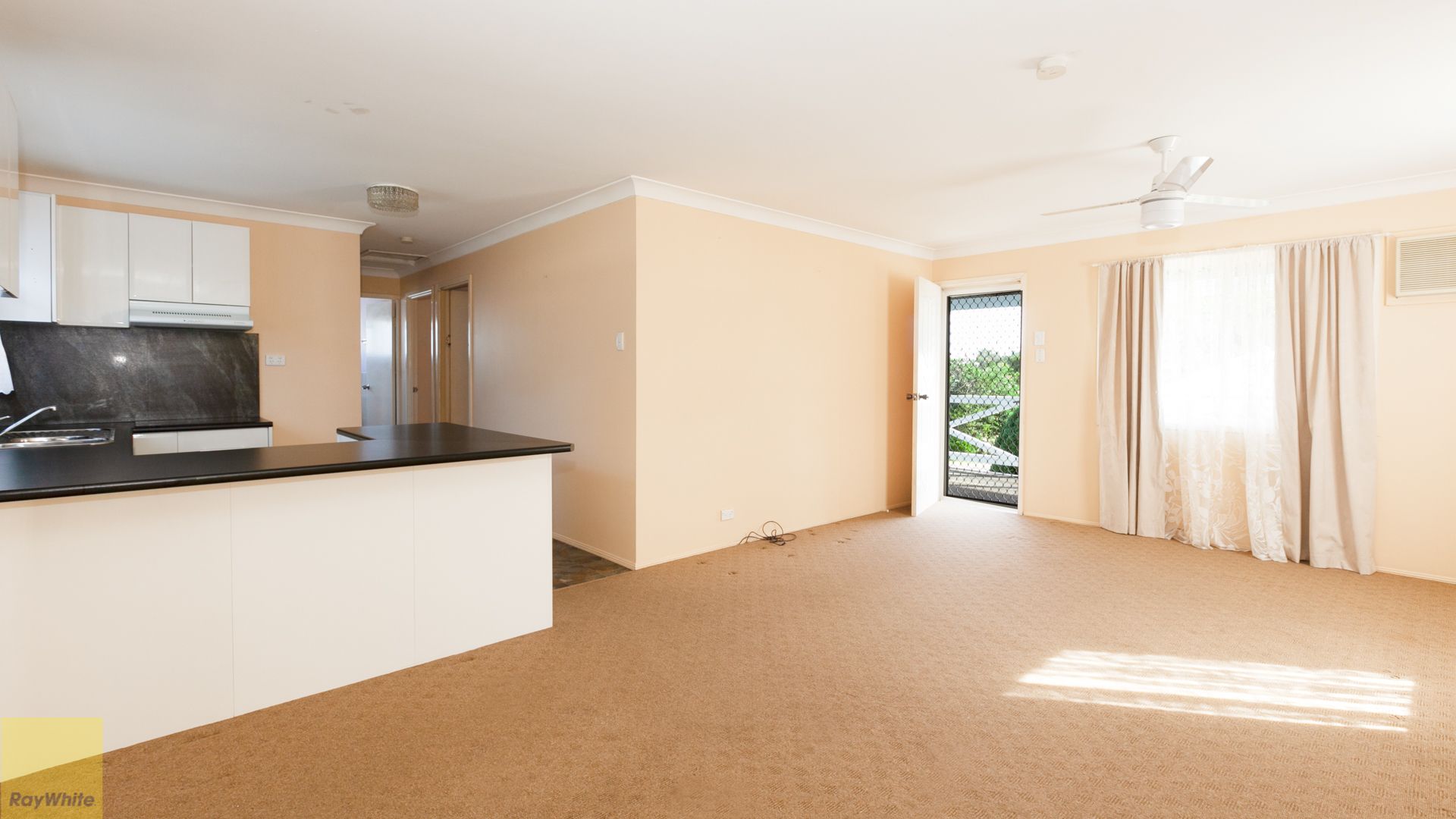43 Lindsay Street, Bundamba, QLD 4304