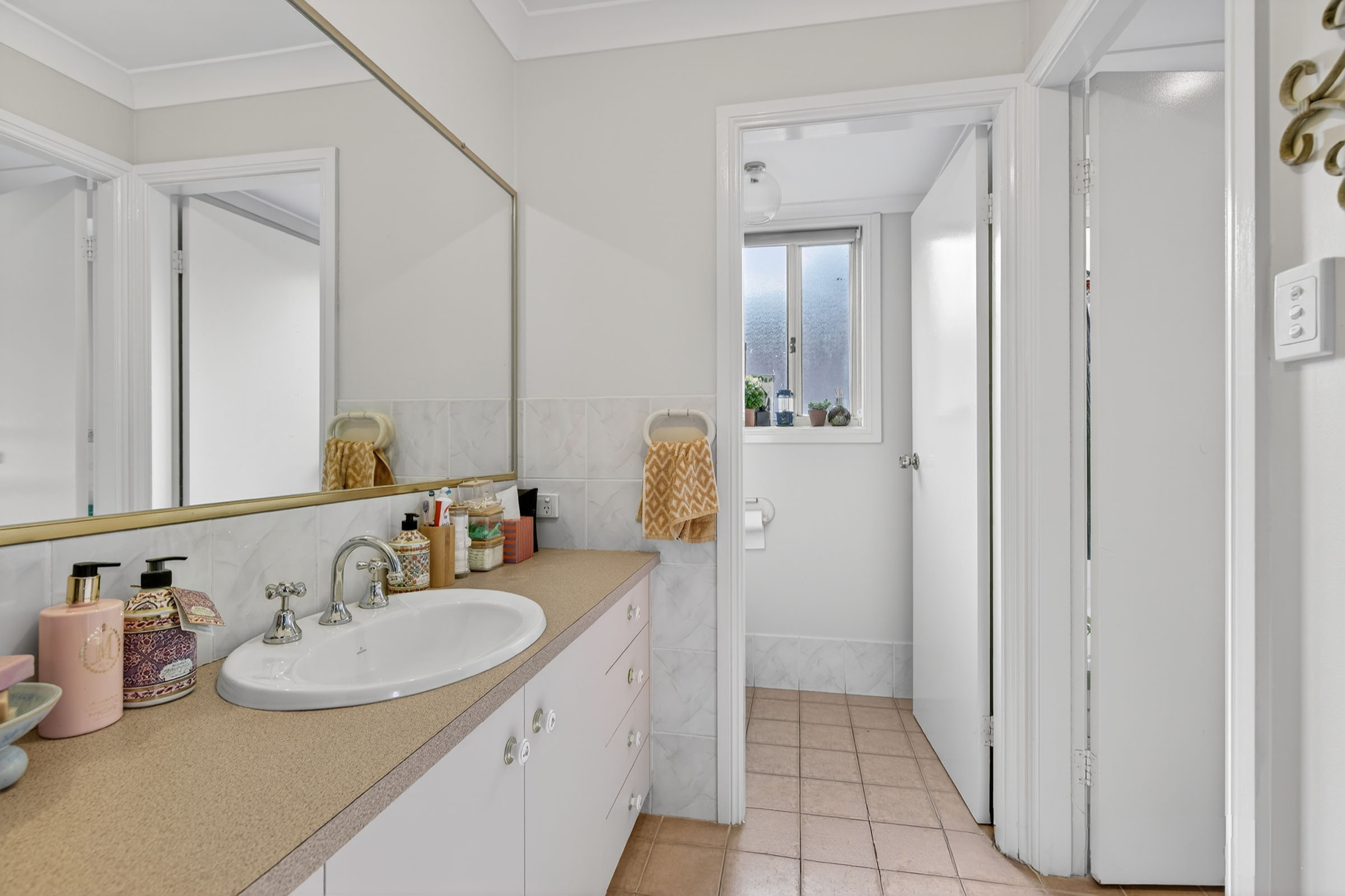 4 Murray Avenue — photo 11 of 13