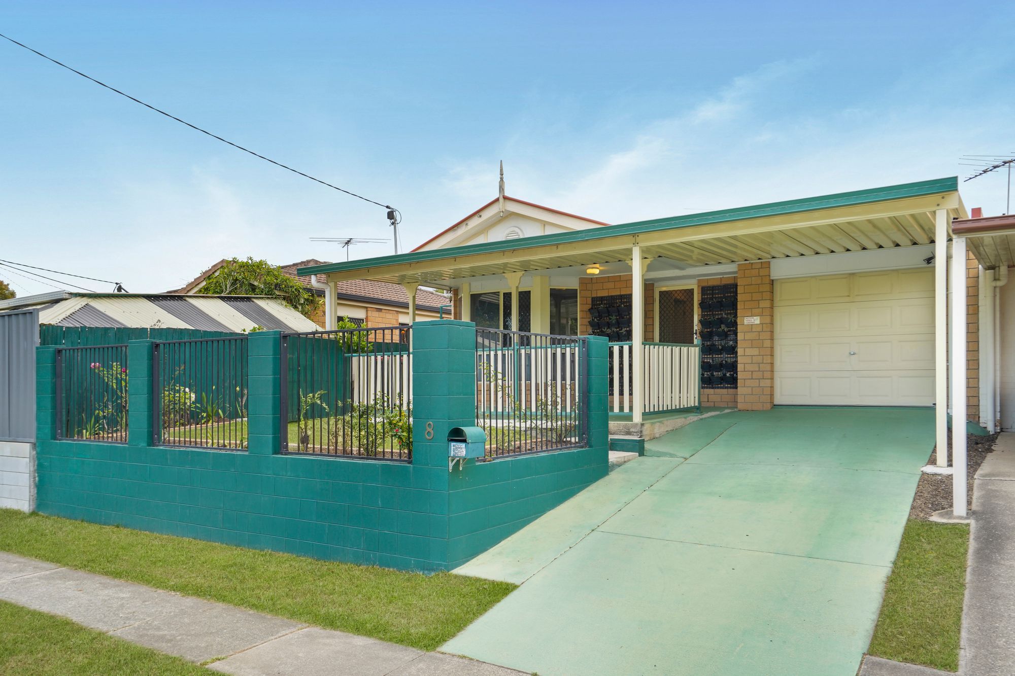 8 Muller Road — photo from Ray White Aspley