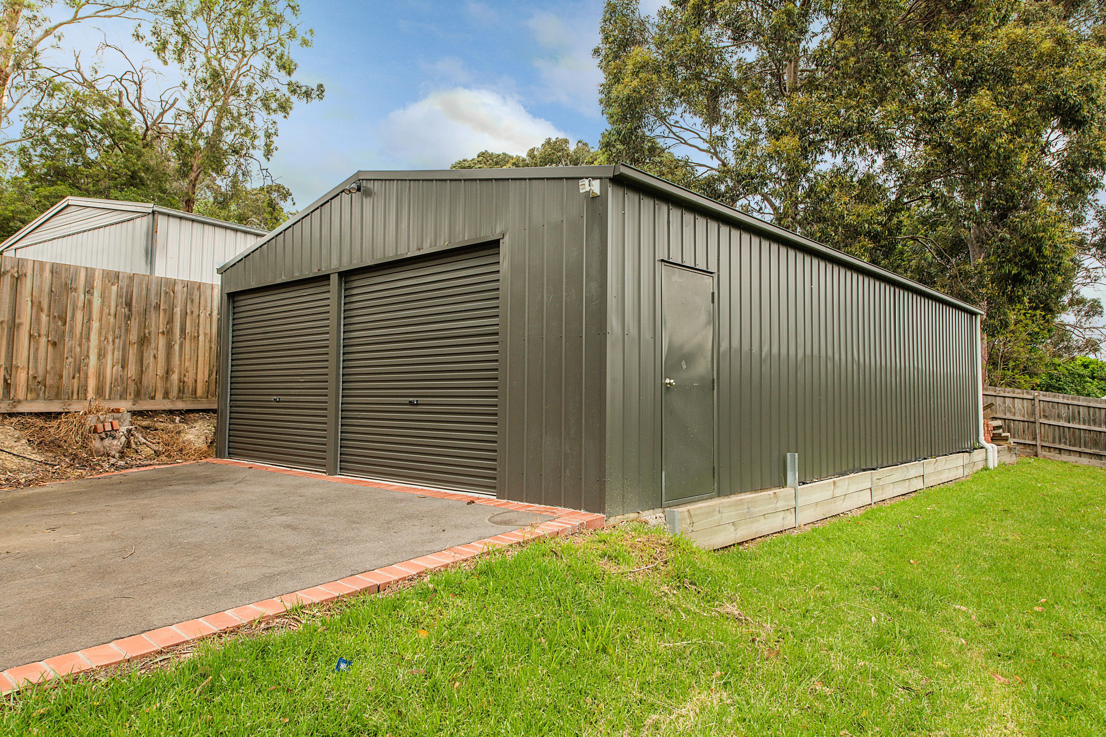 14 Winwood Drive, Ferntree Gully, VIC 3156