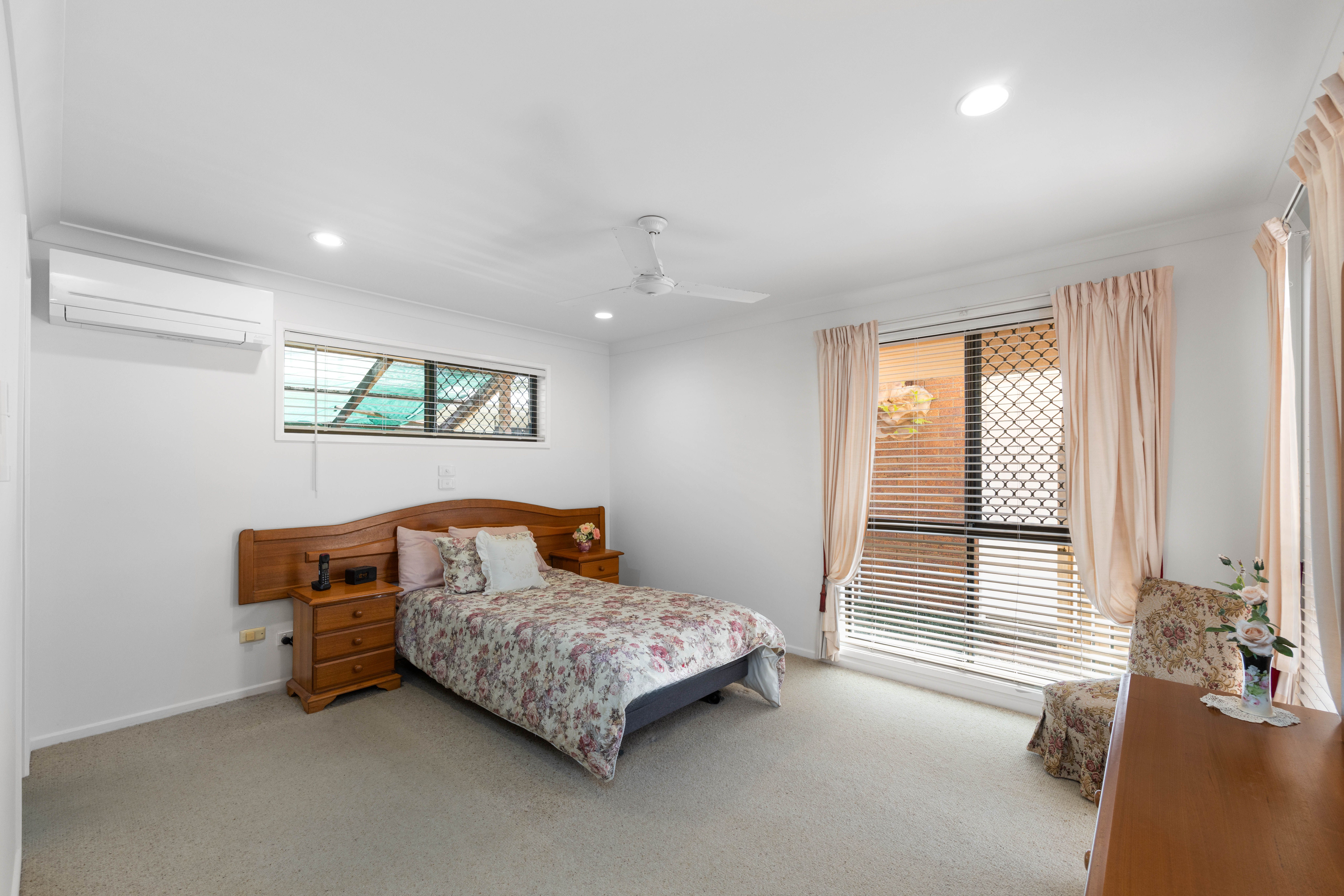 2 Onslow Street — photo 14 of 20