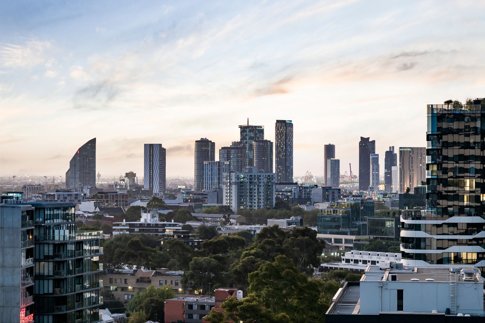 1406/8 Bowen Crescent, Melbourne, VIC 3004