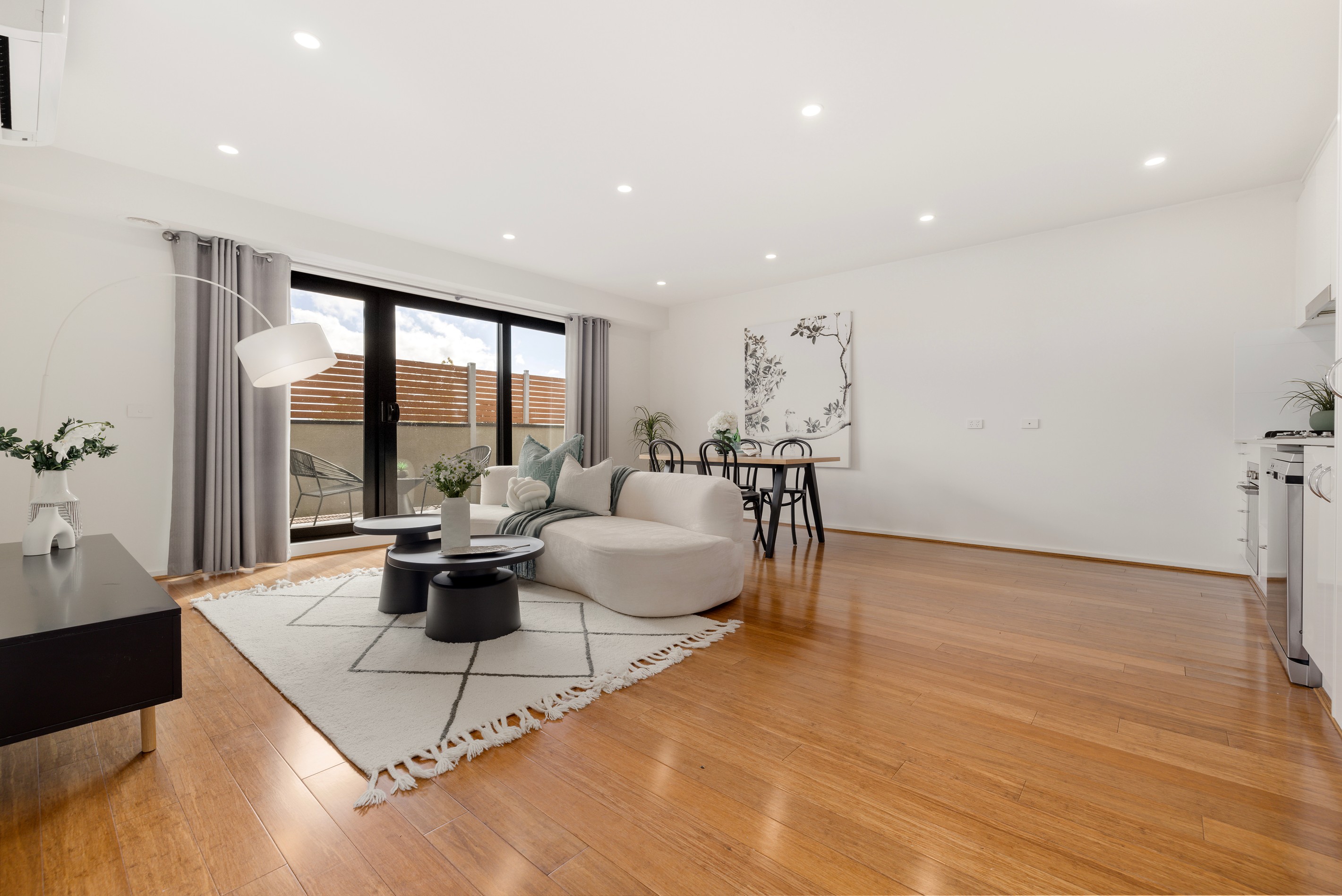 204/18 Myrtle Street, Bayswater, VIC 3153