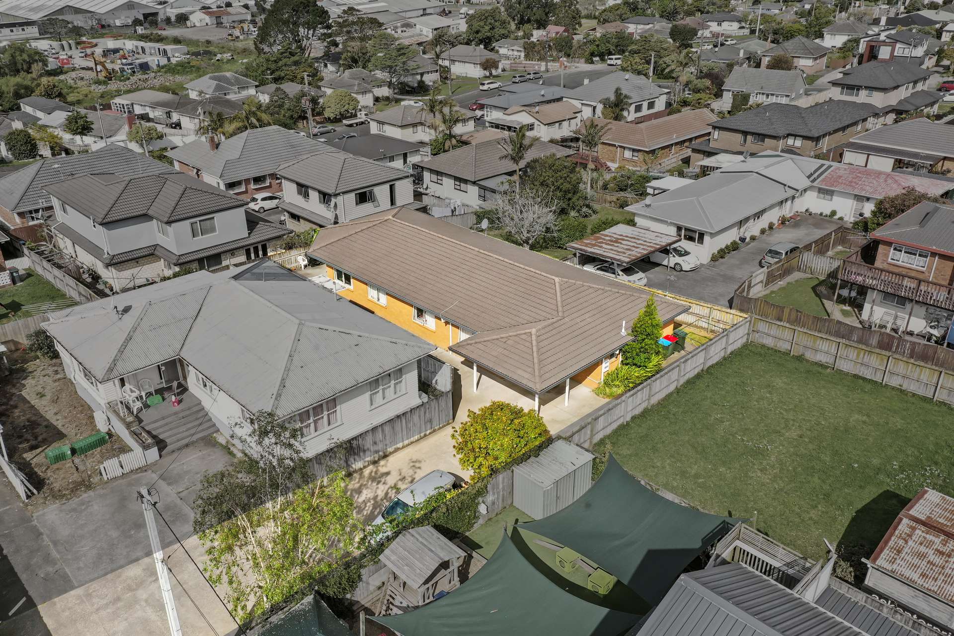 2/442 Richardson Road photo 0
