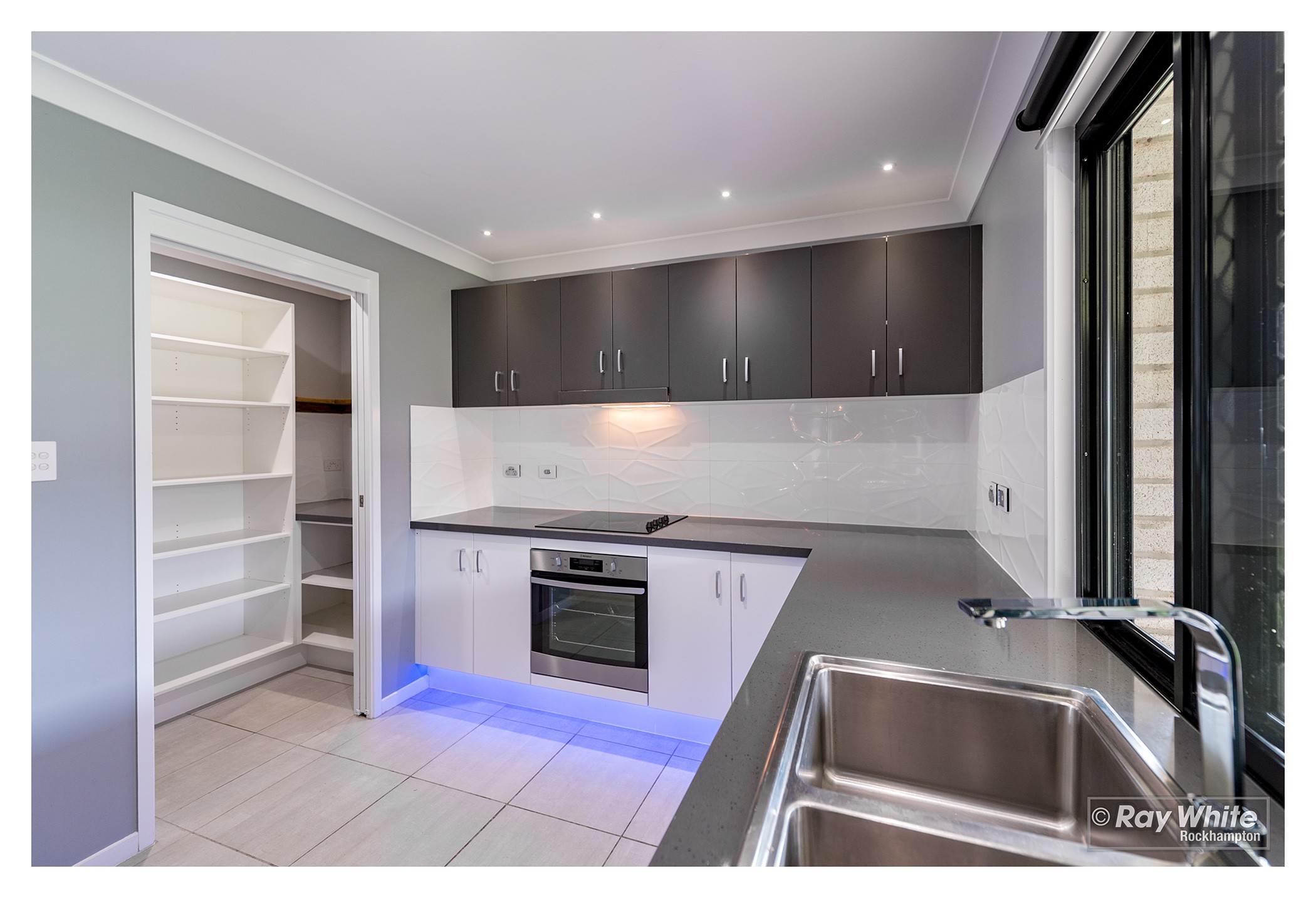 12 Maple Street, Norman Gardens, QLD 4701