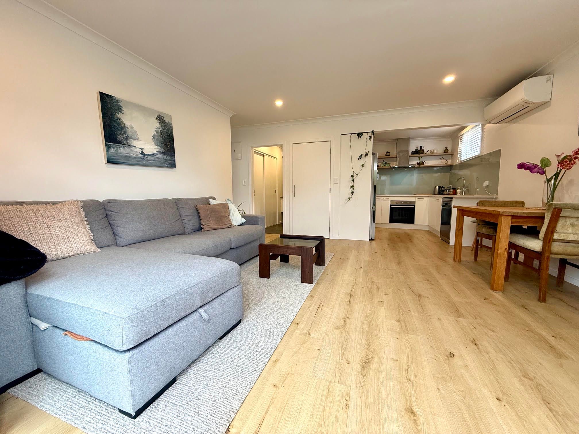 21 Government Road, Raglan, Waikato District