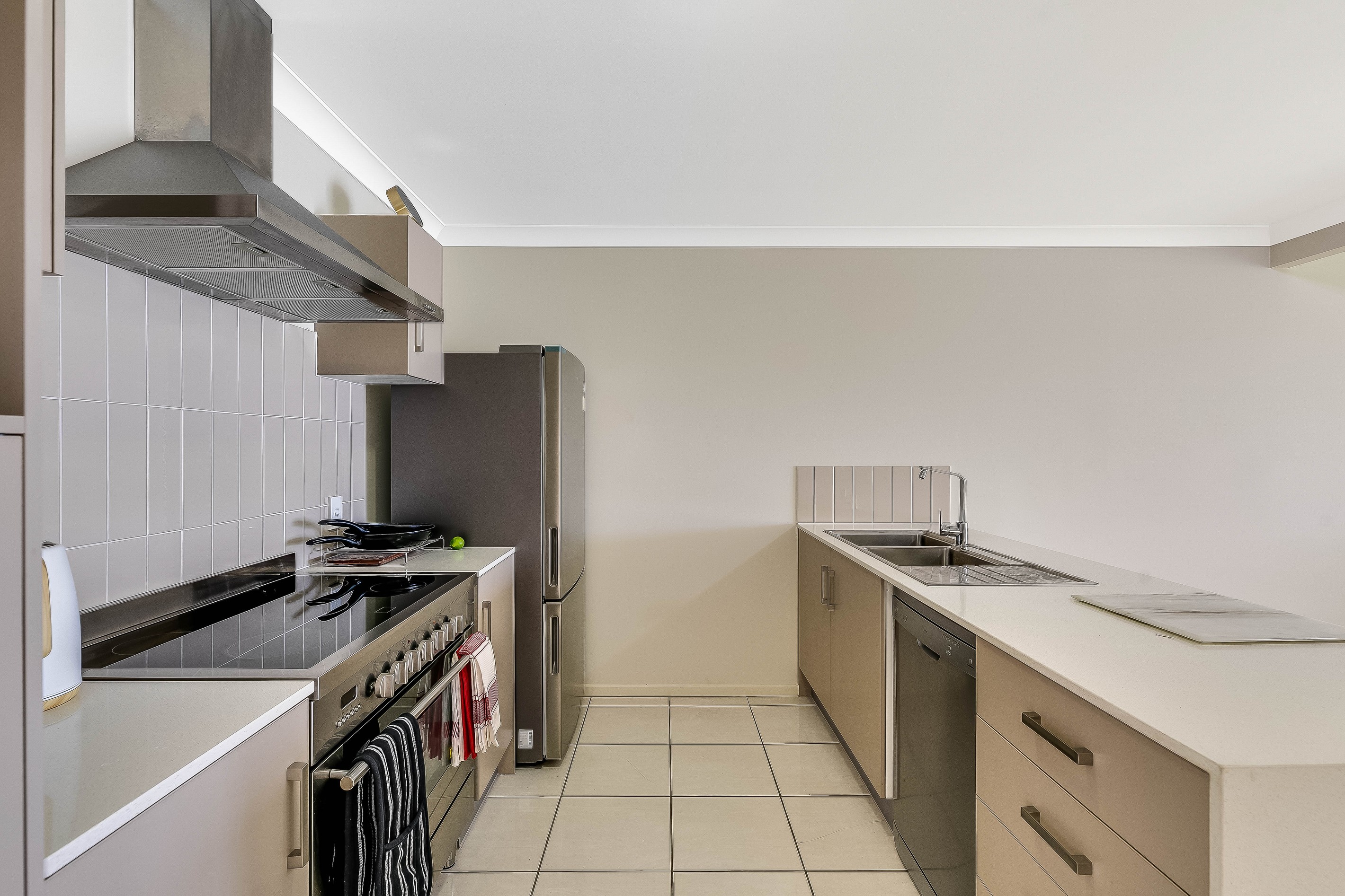 1/6 Alistair Street, Glenvale, QLD 4350