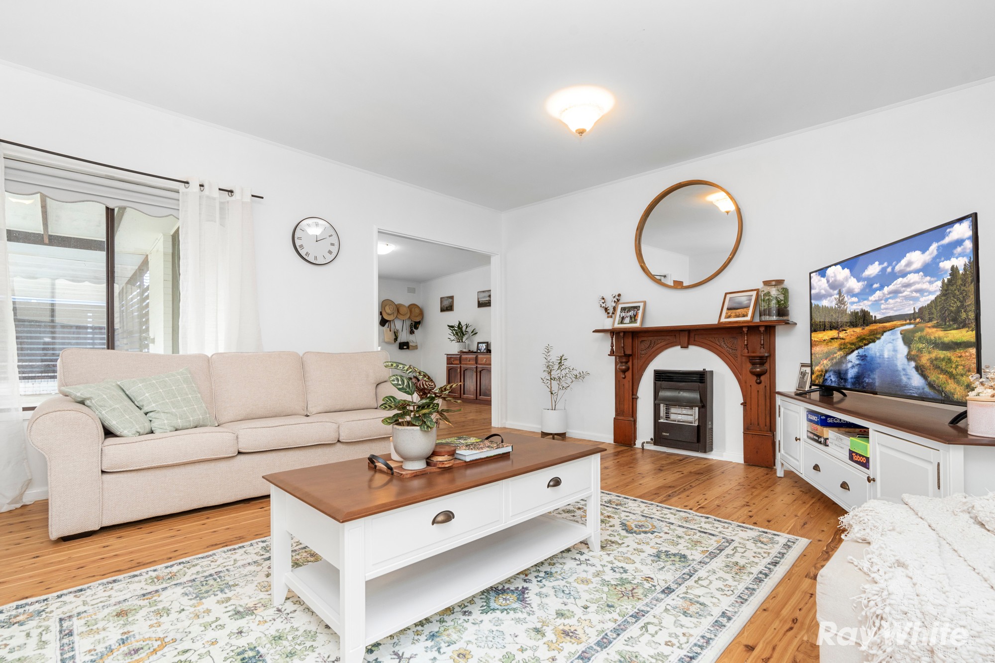 81 Meadow Street, Kooringal, NSW 2650