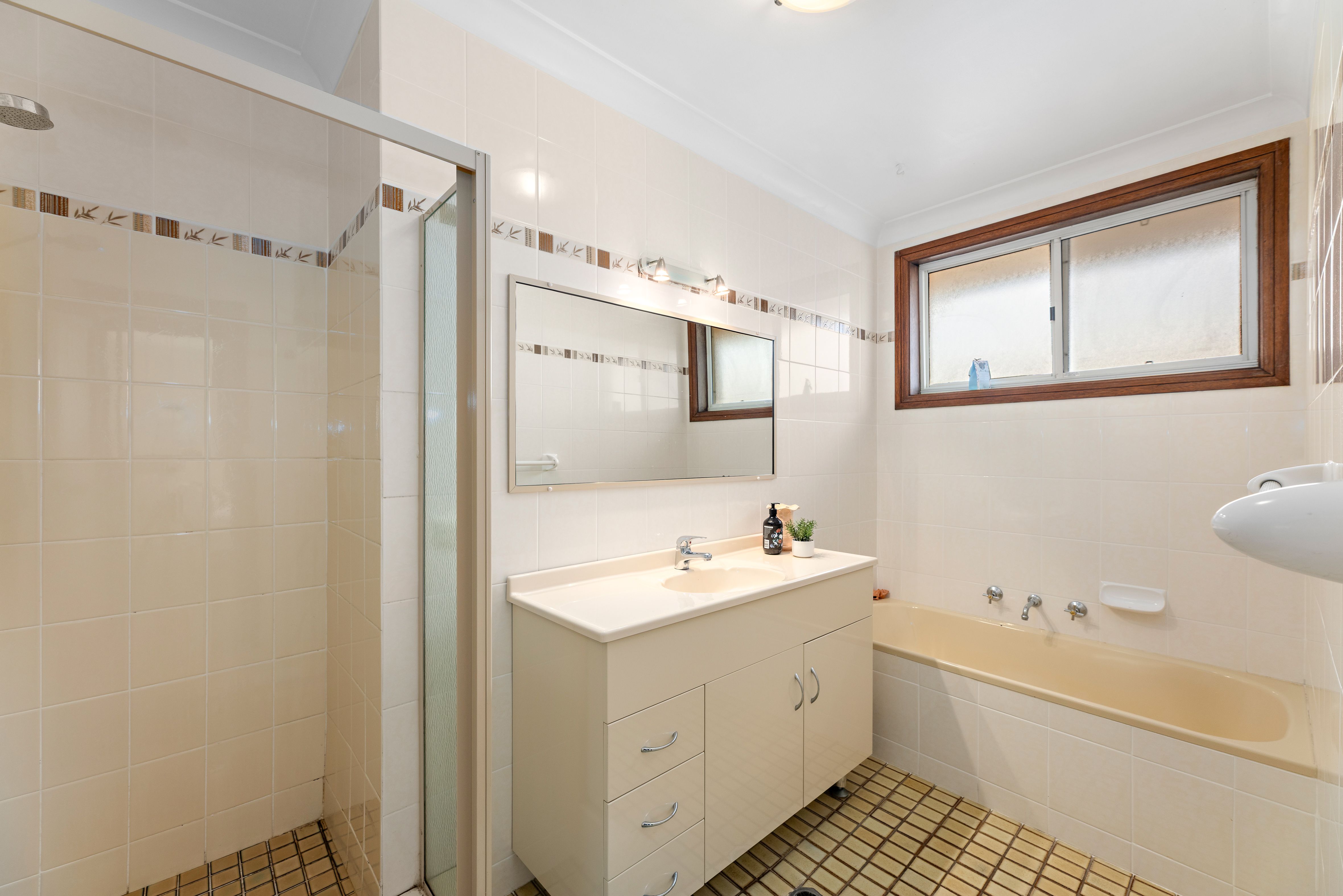 24 Wilbung Road — photo 7 of 19
