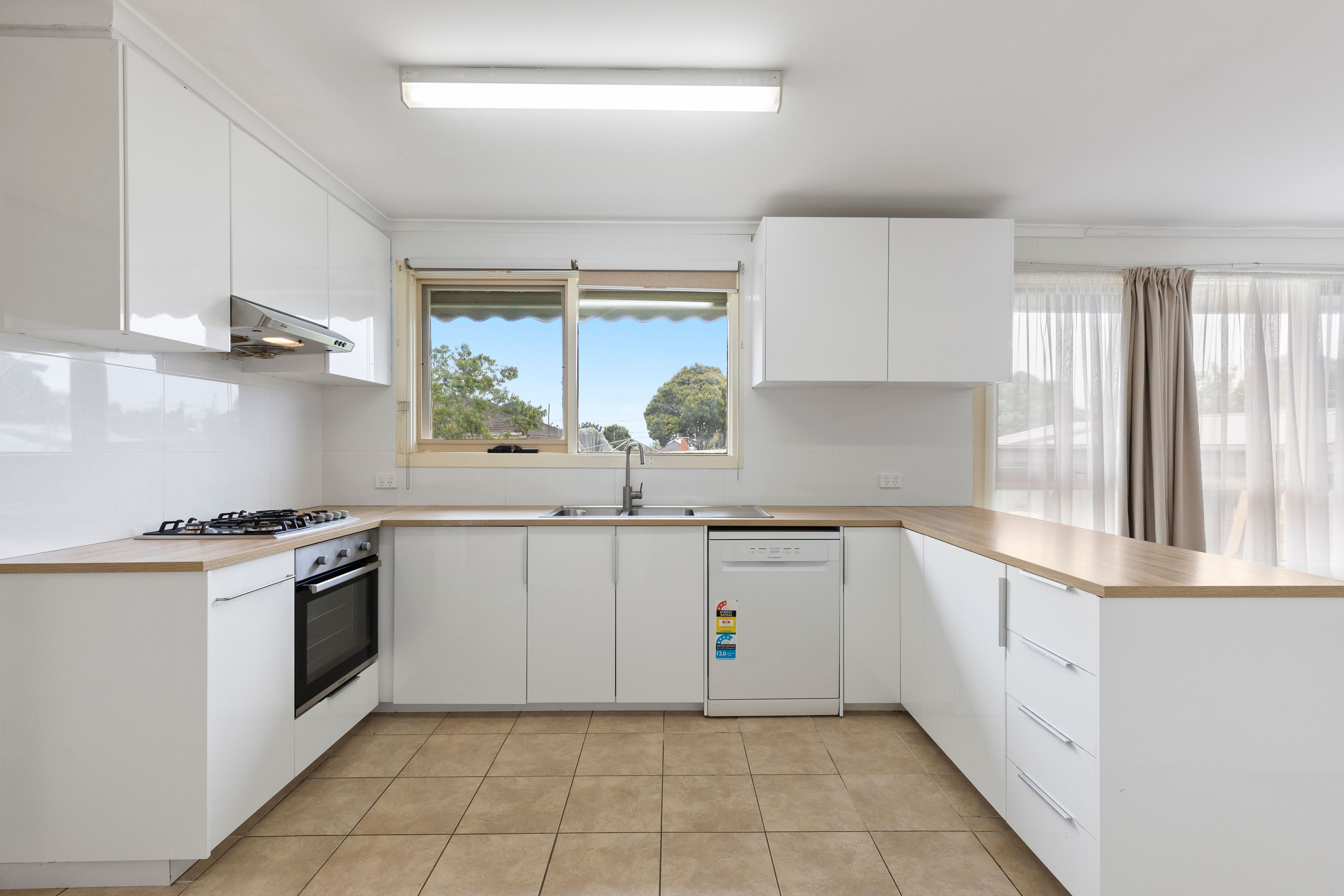 698 Ferntree Gully Road, Wheelers Hill, VIC 3150