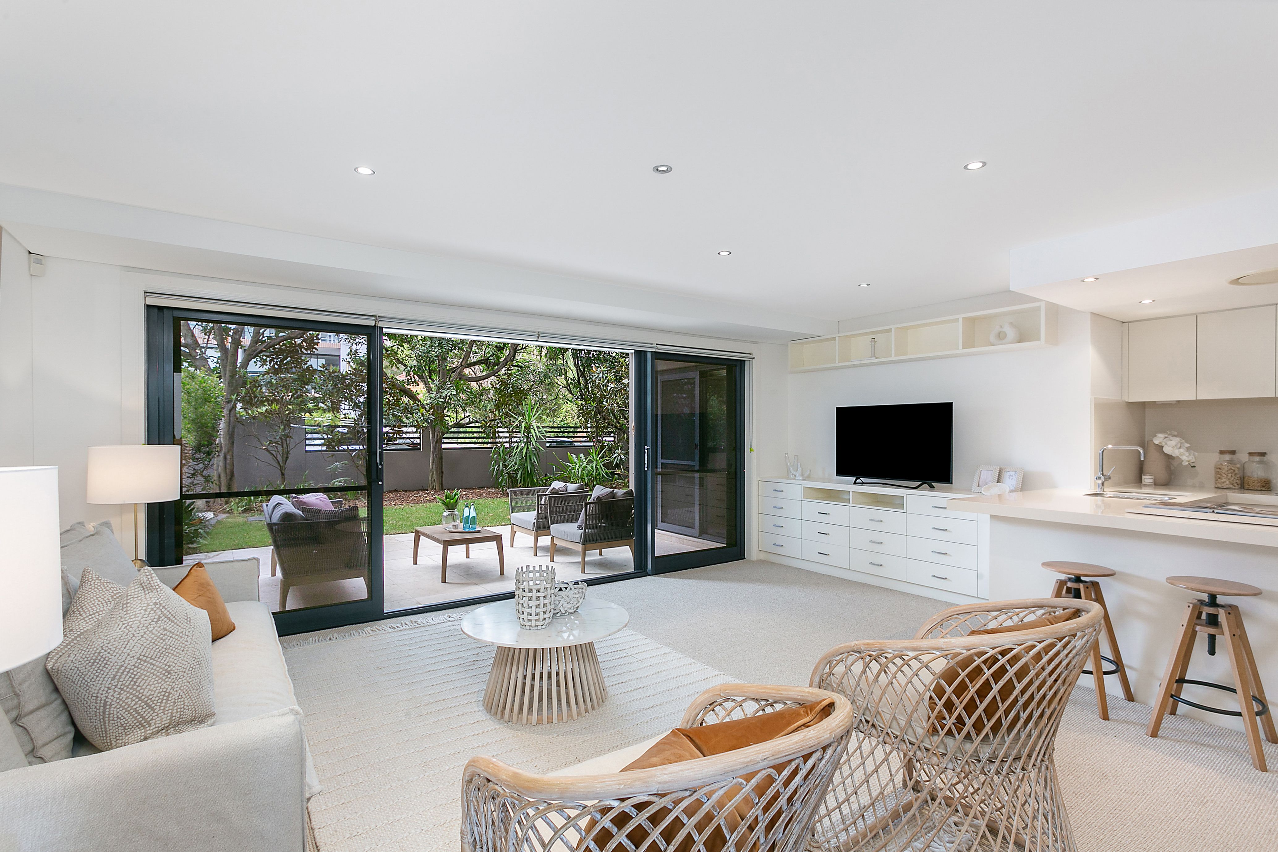 178-184 Pacific Parade, Dee Why NSW 2099
