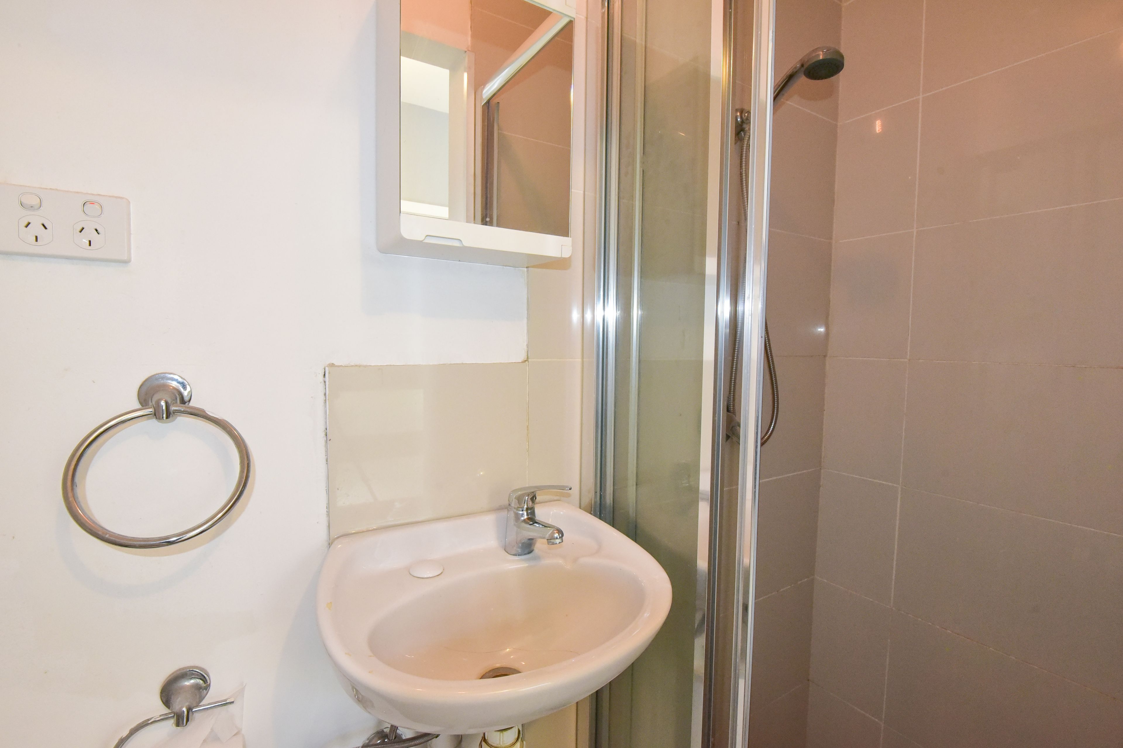 24B Keeler Street — photo 4 of 5