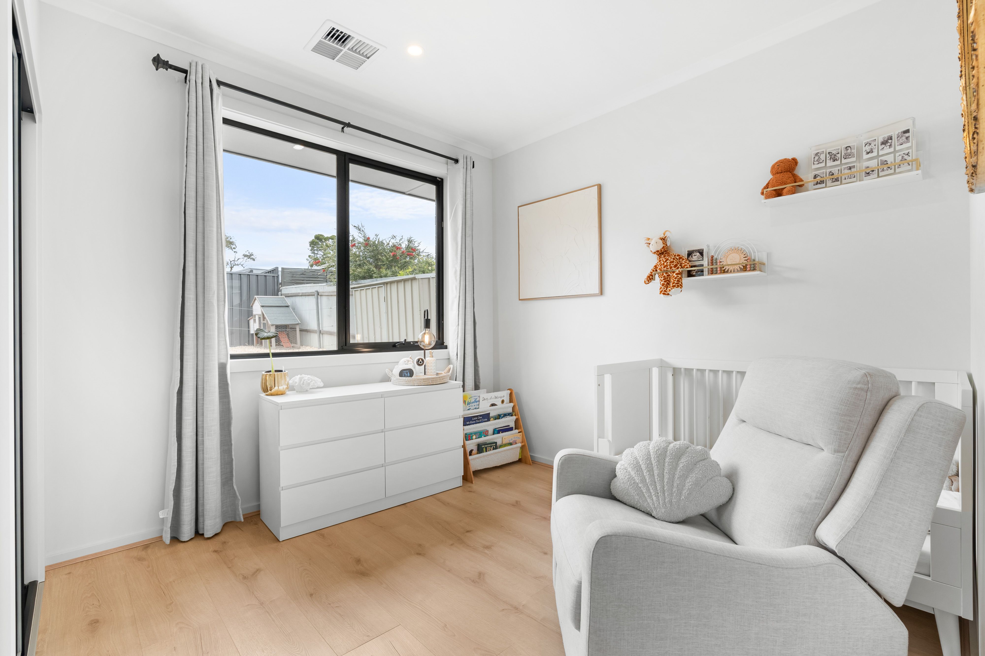 10 Inverbrackie Close — photo 15 of 20