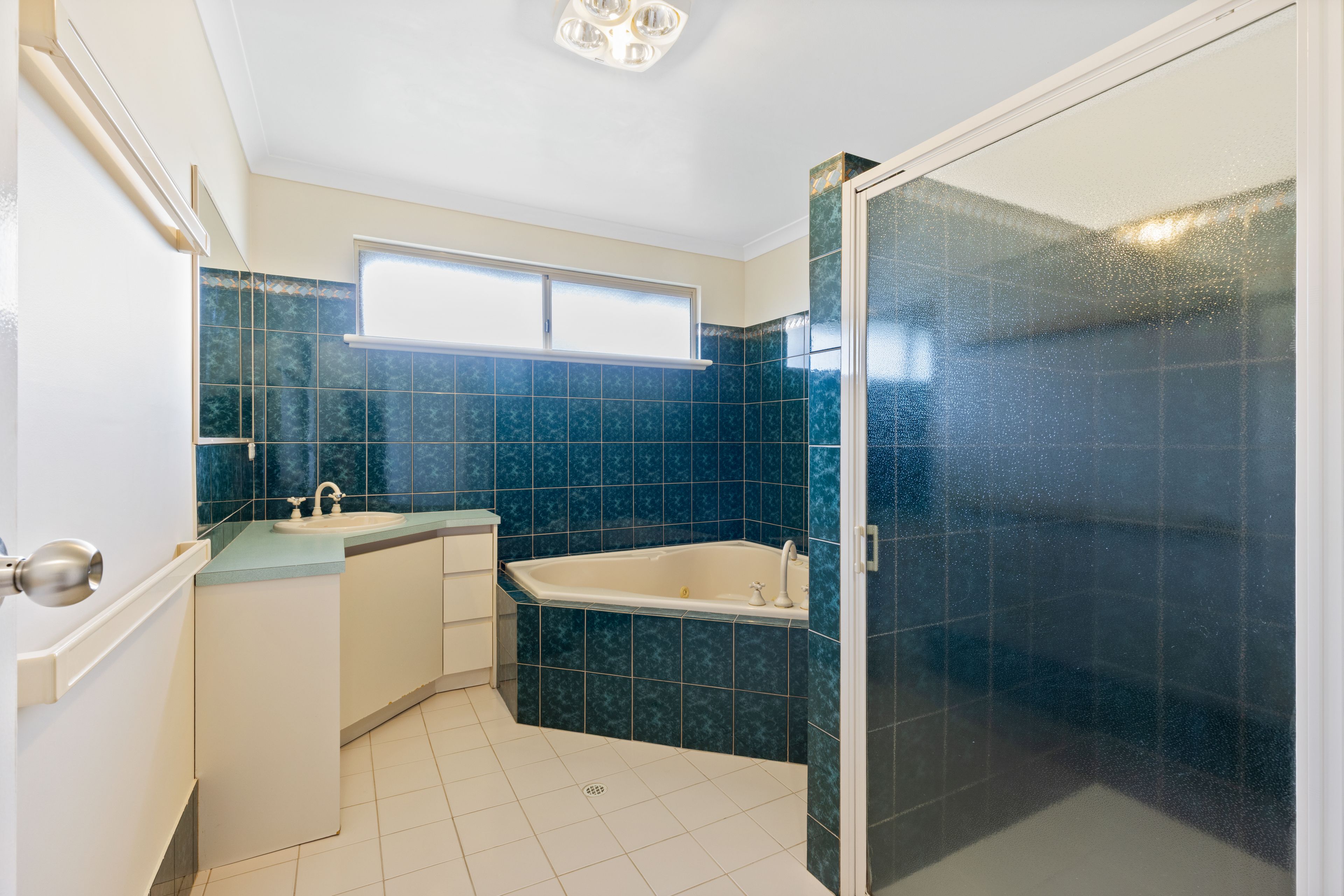 16 Macpherson Drive — photo 19 of 27