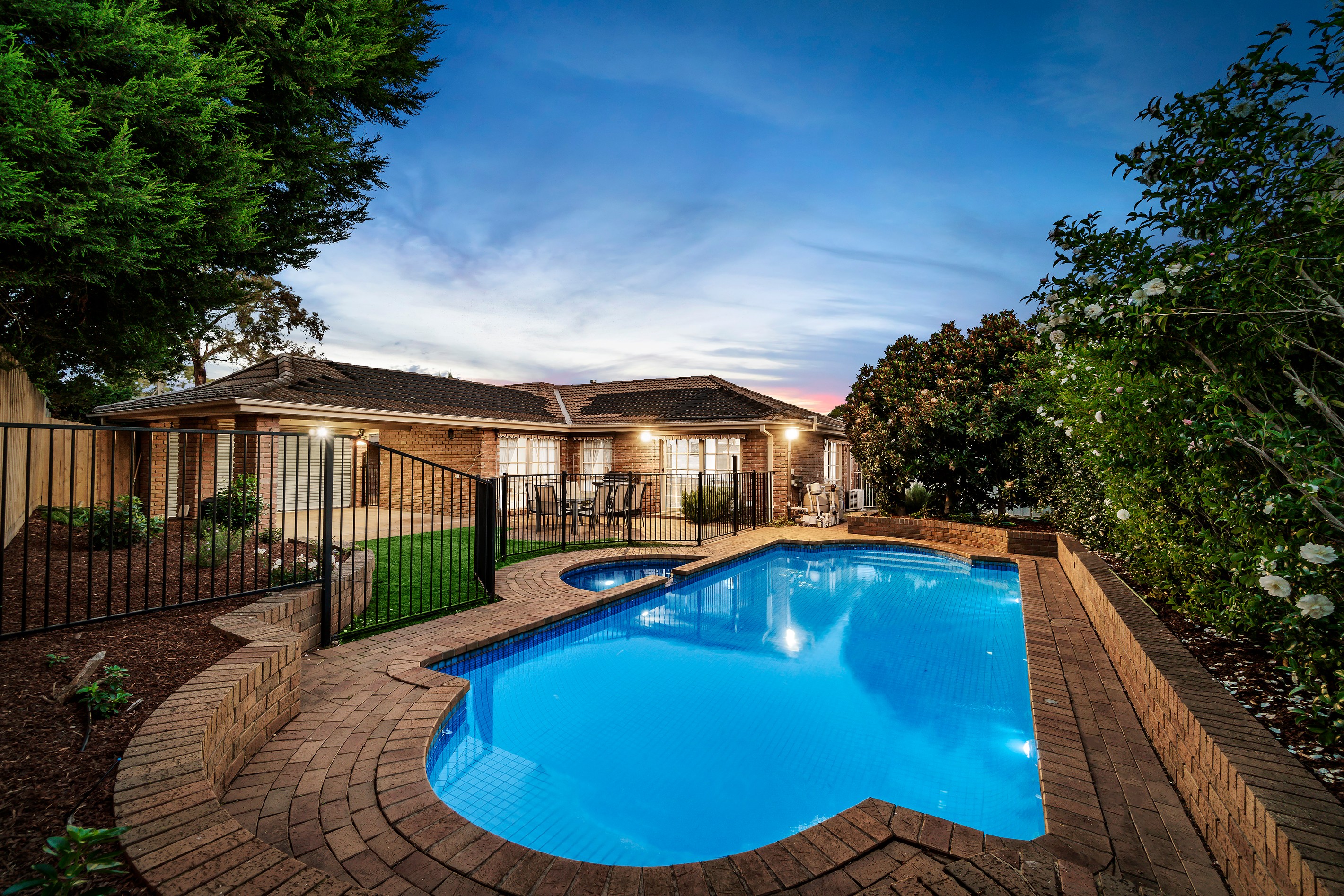40 Greenaway Drive, Ferntree Gully, VIC 3156