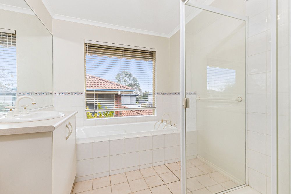 11 Cottinglea Terrace — photo 6 of 9