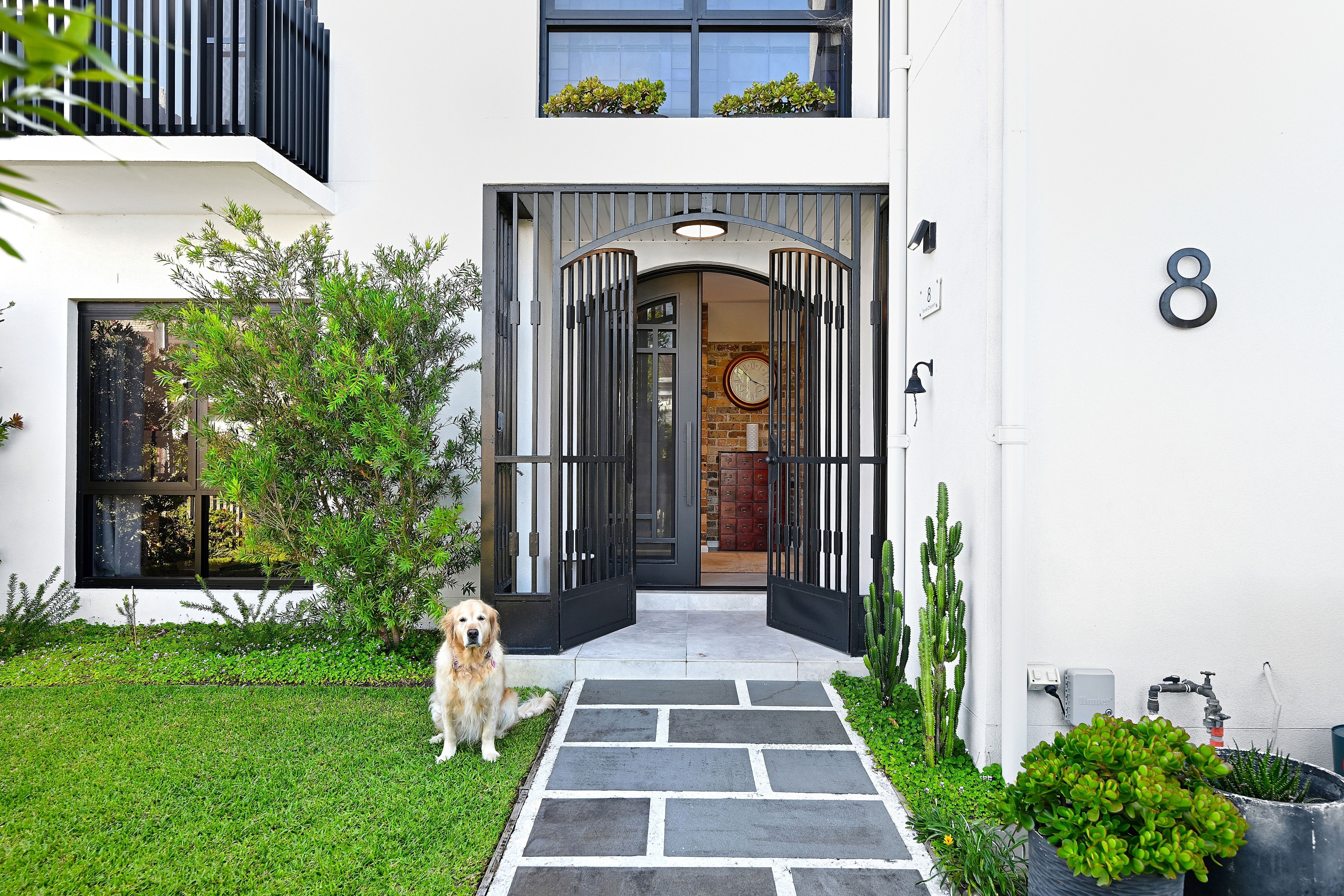 8 Fowler Crescent — photo 11 of 29