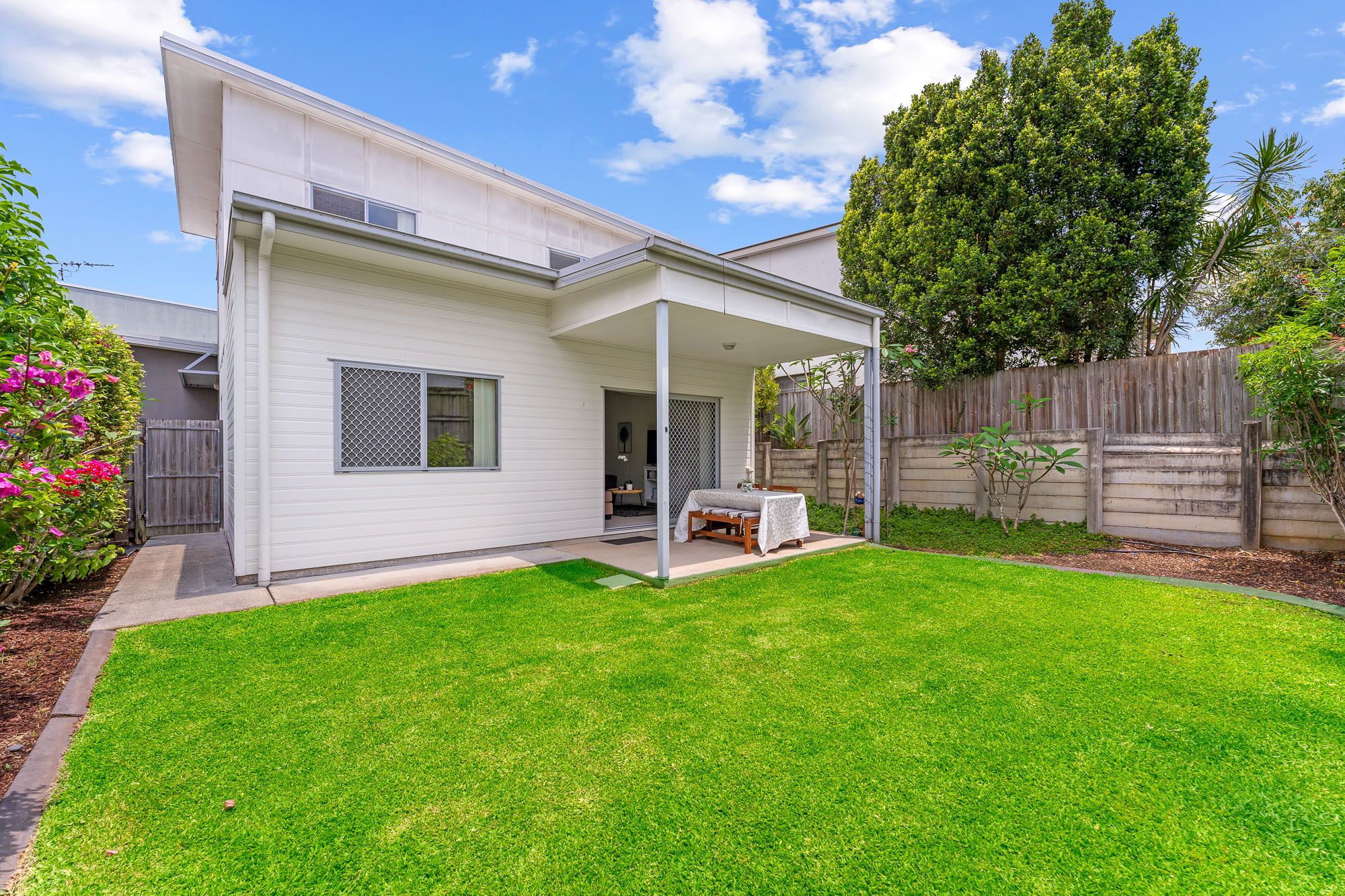 1-5 Cascade Drive, Underwood QLD 4119