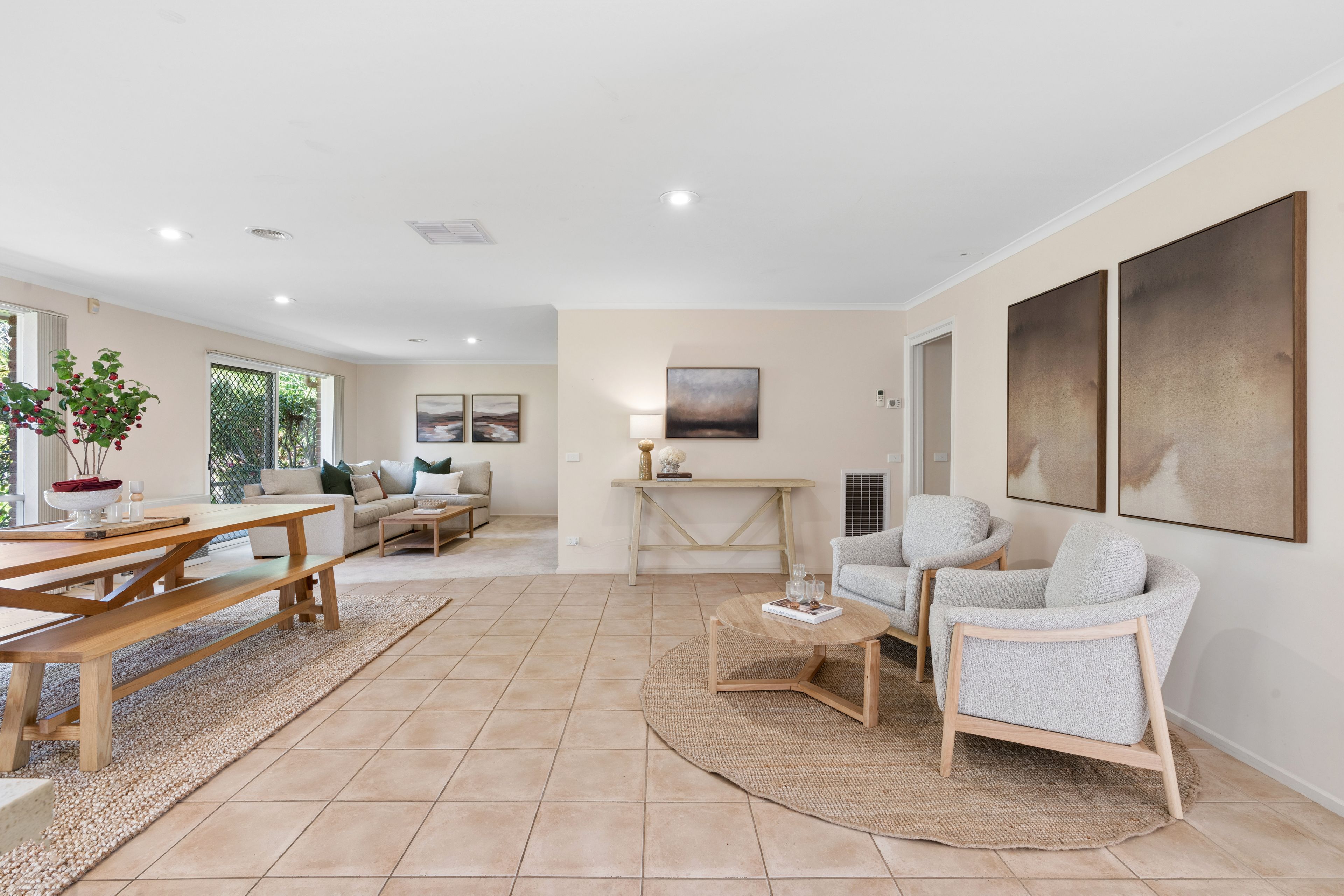 76 Lockhart Drive — photo 8 of 24