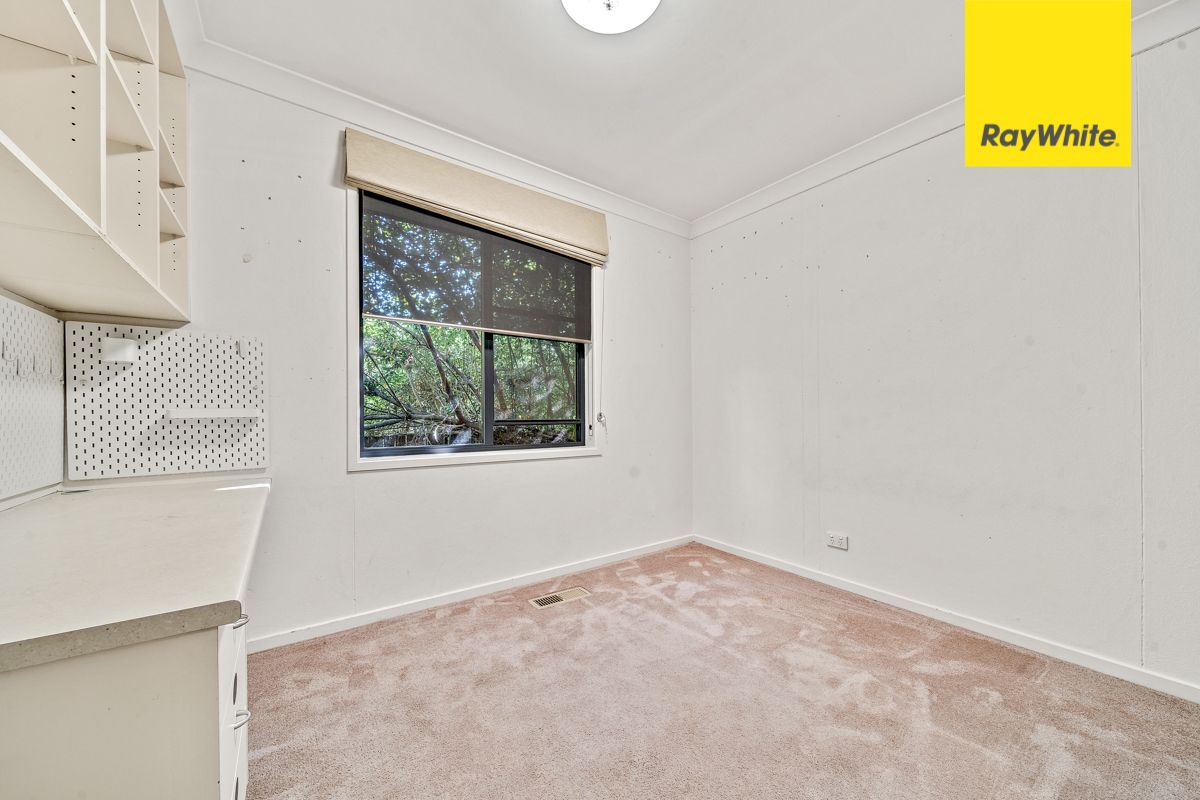 8 Grevillea Street — photo 8 of 12
