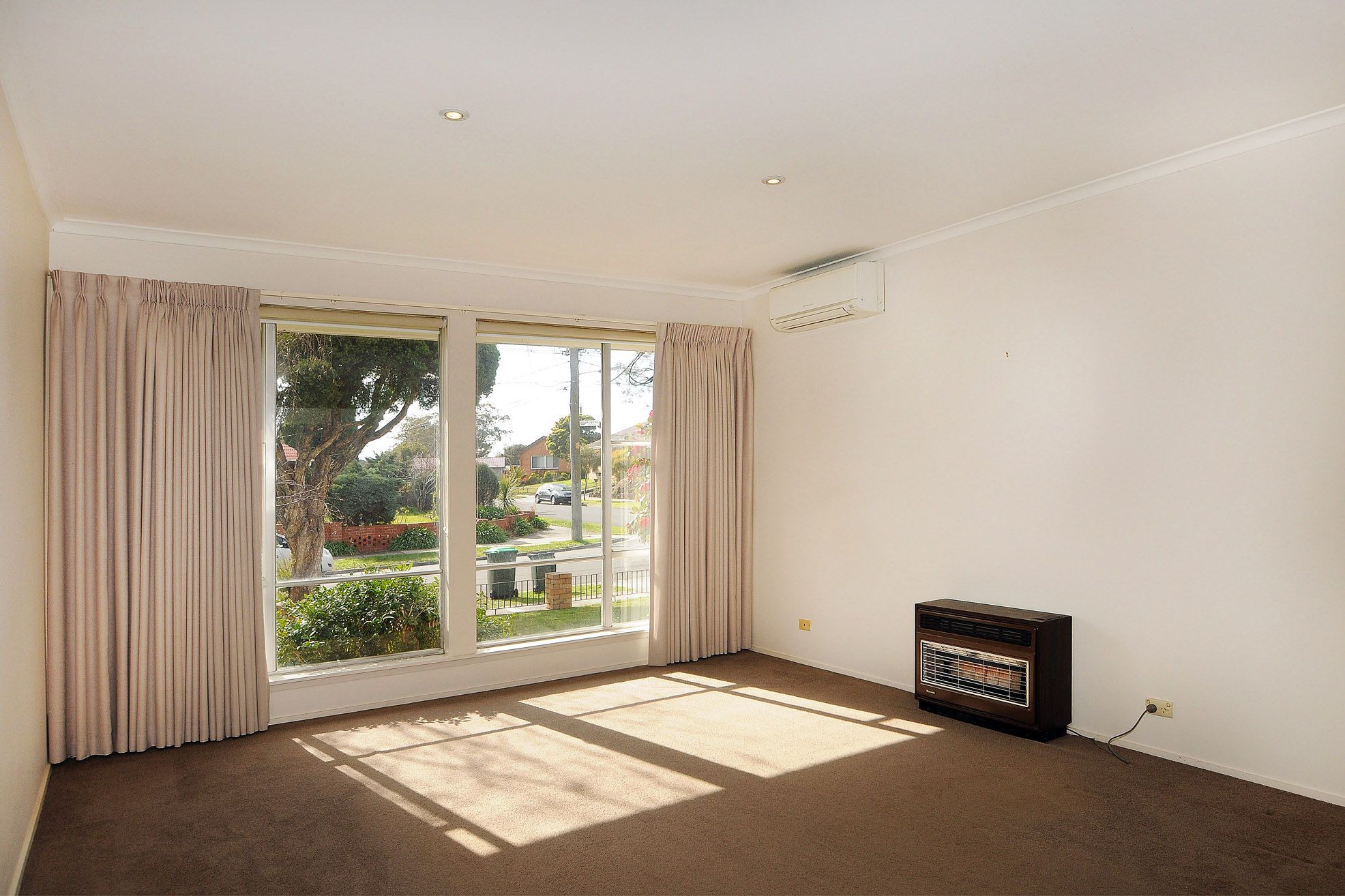 32 Brunning Crescent, Frankston North, VIC 3200