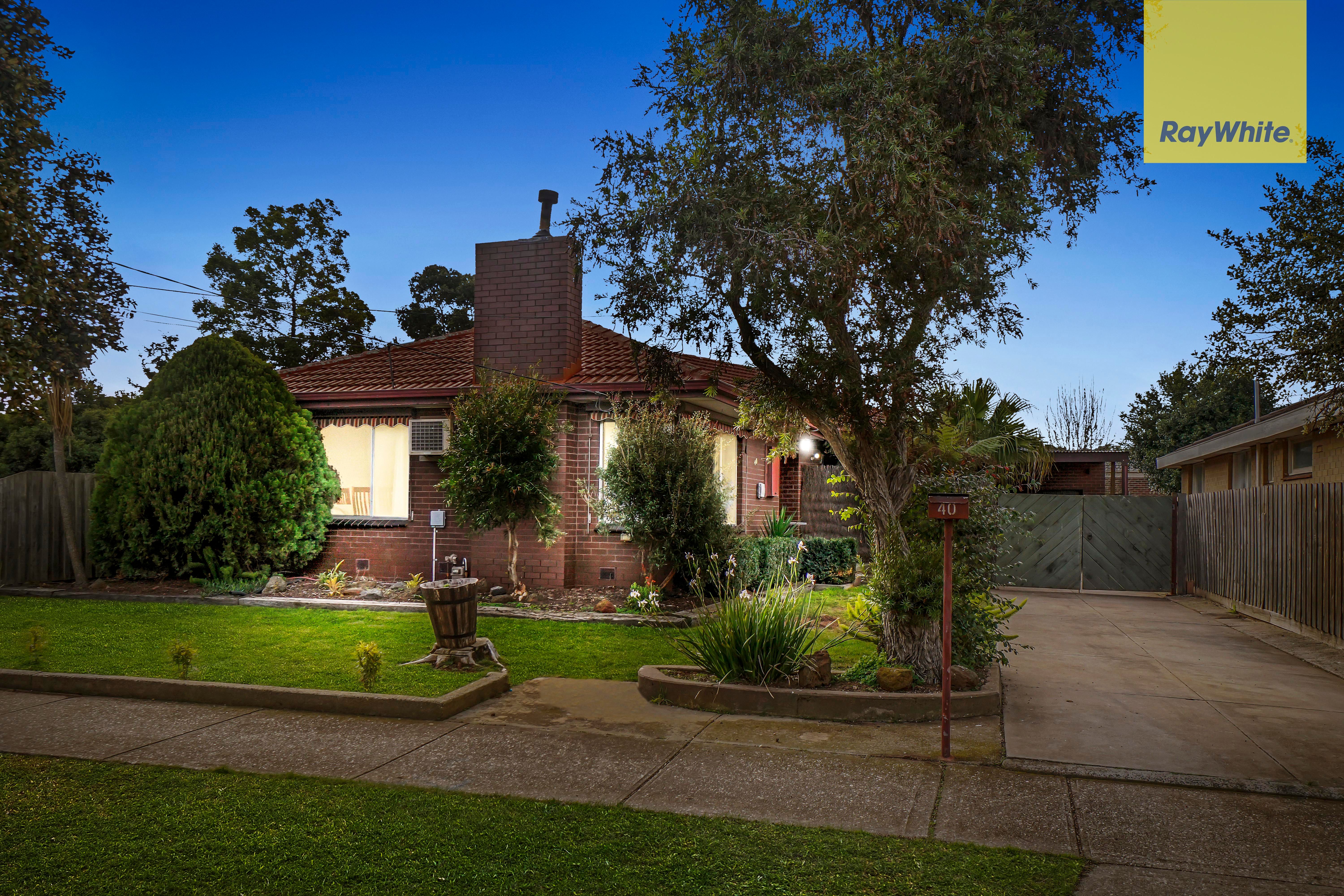 40 Kurrajong Crescent, Melton South, VIC 3338