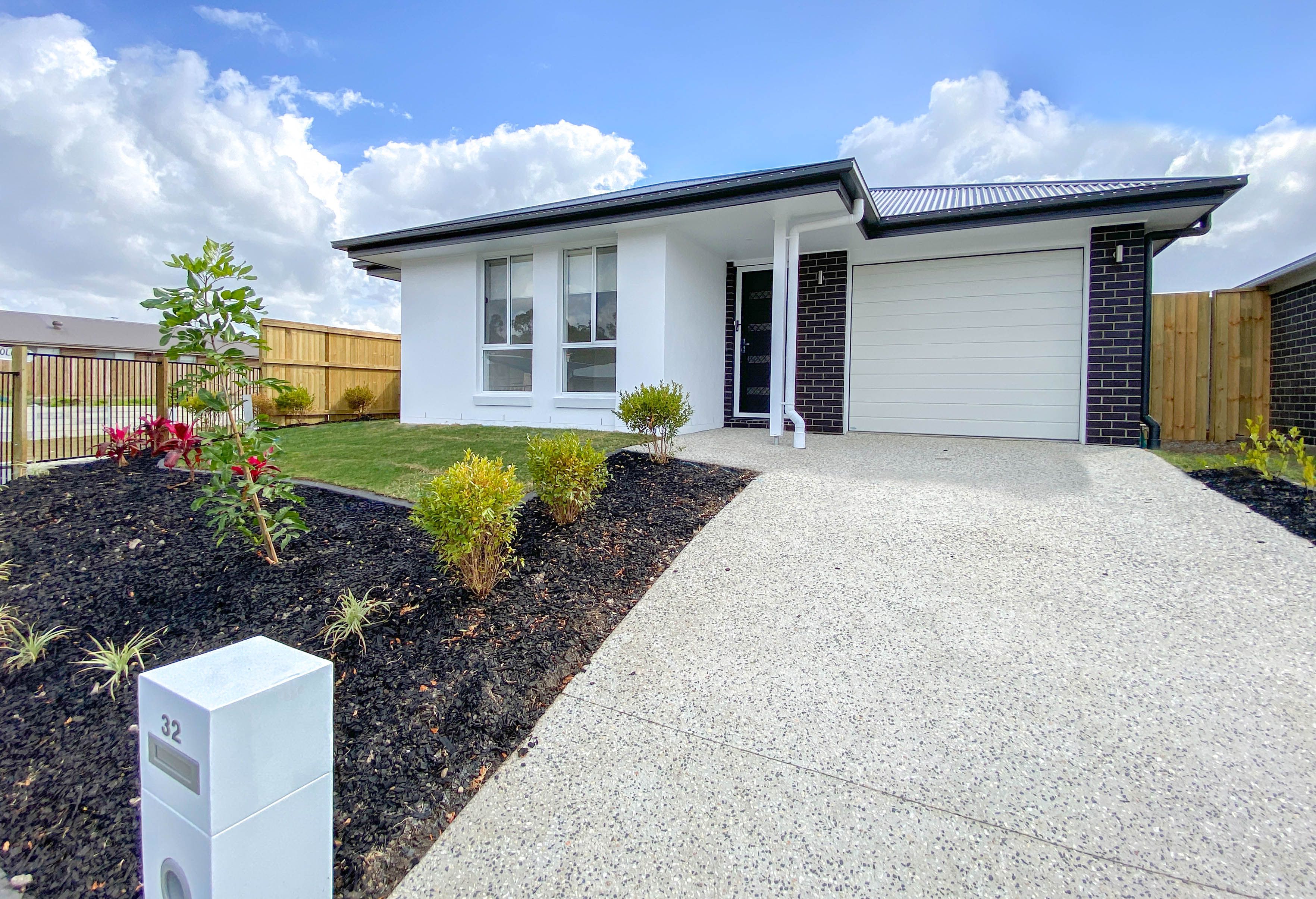 32 Almandin Street, Logan Reserve, QLD 4133