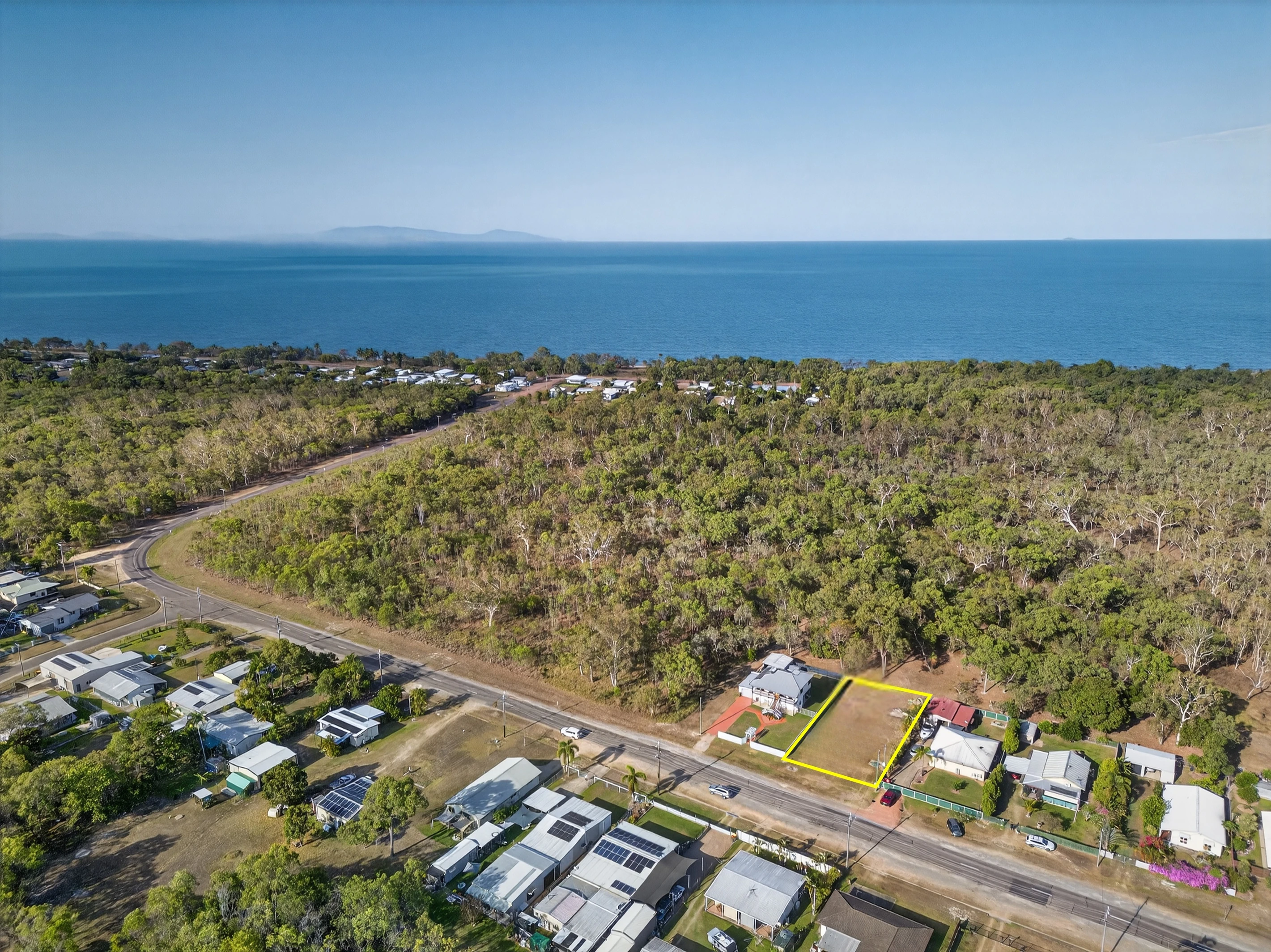 225 Balgal Beach Road, Balgal Beach, QLD 4816