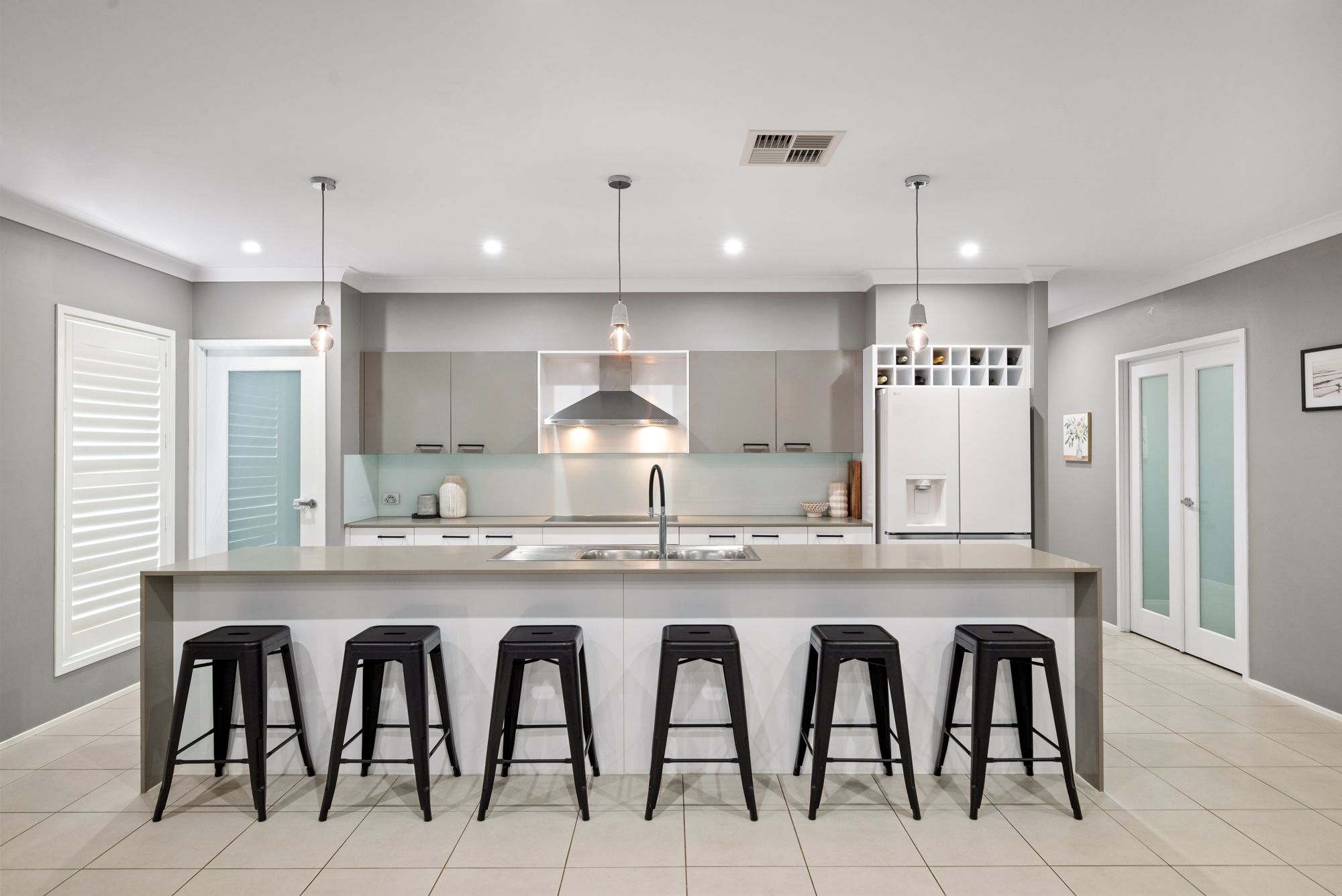 1 Portsmouth Circuit, JORDAN SPRINGS, NSW 2747