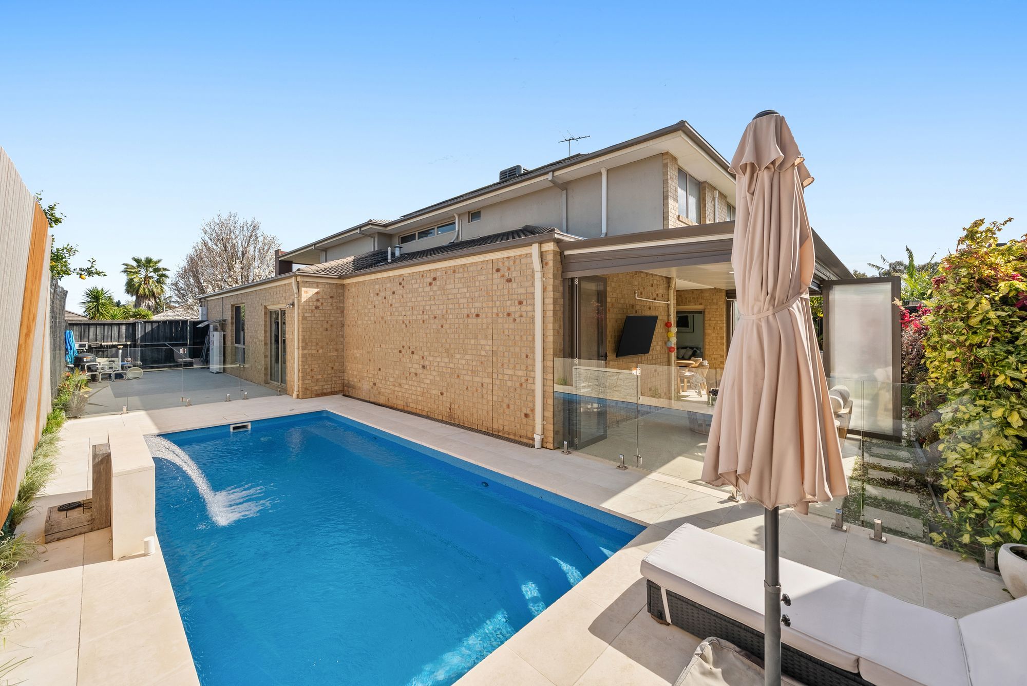6 Lauradan Avenue — photo 26 of 30