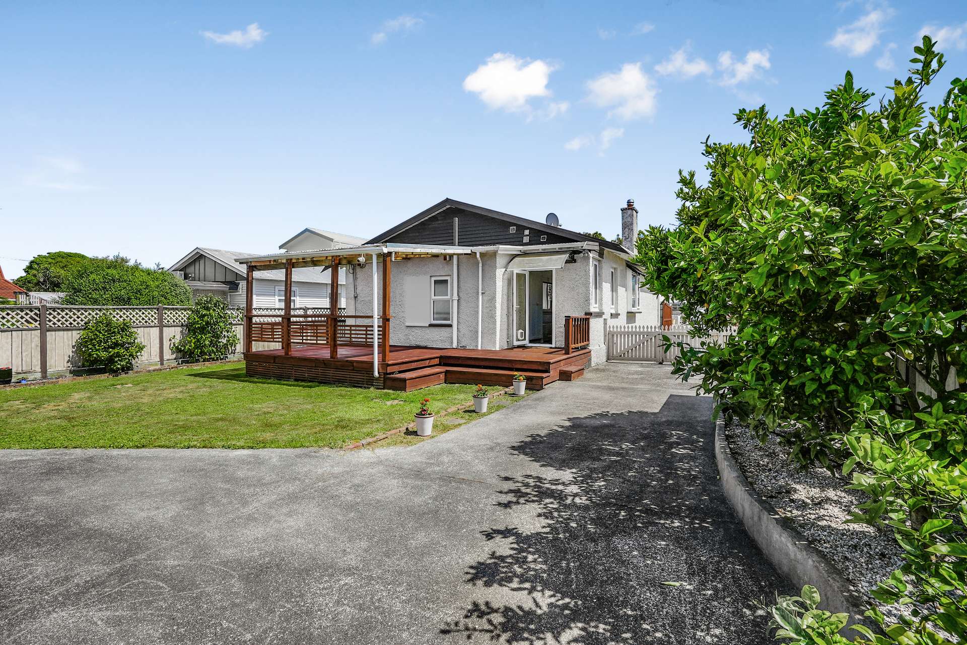 106 Waiwhetu Road photo 5