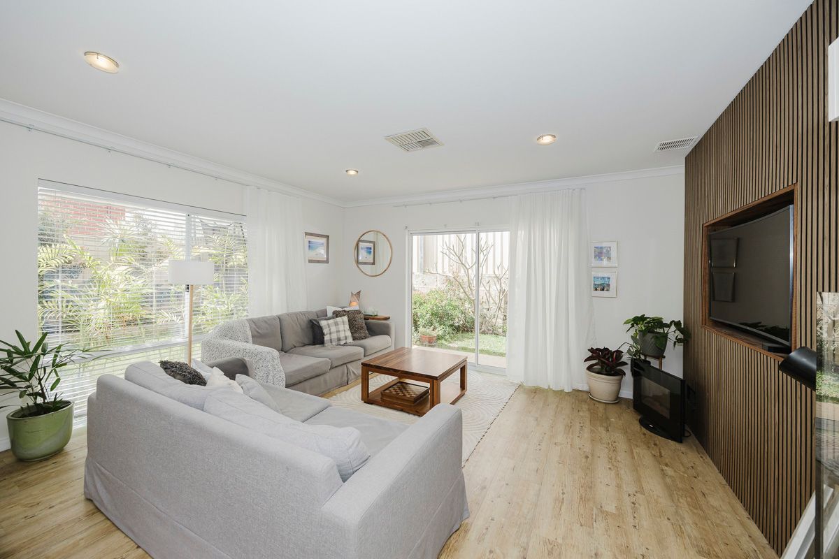 26 Ashmore Avenue — photo 15 of 30