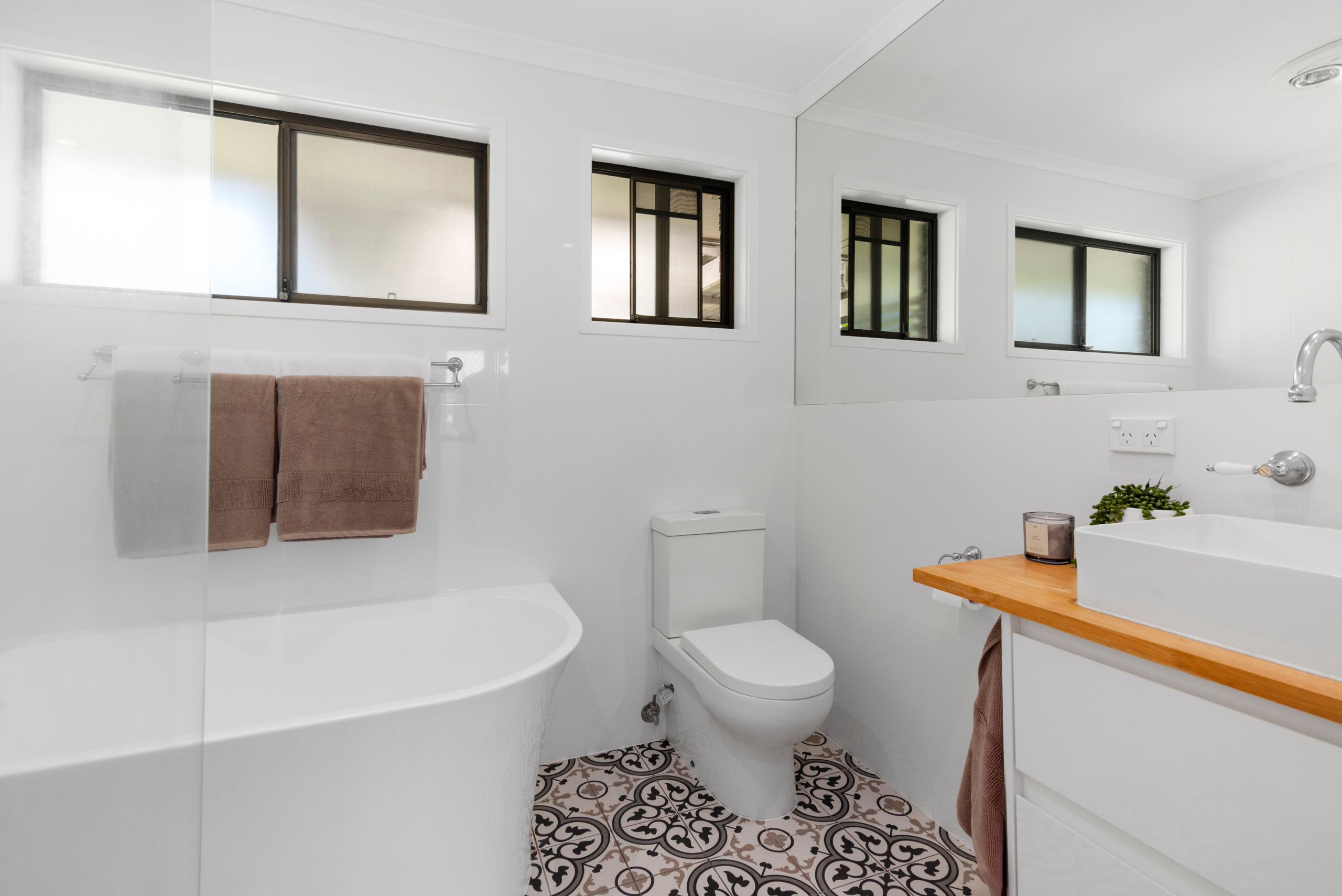 21 McKenzie Drive — photo 14 of 18