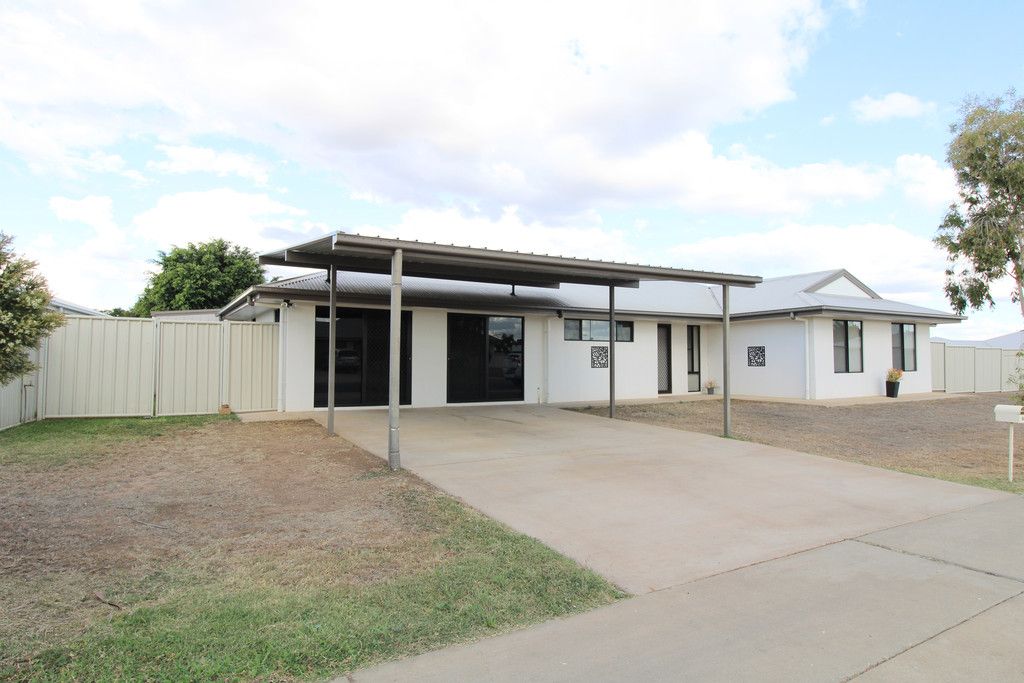 46 Mayfair Drive, Emerald QLD 4720