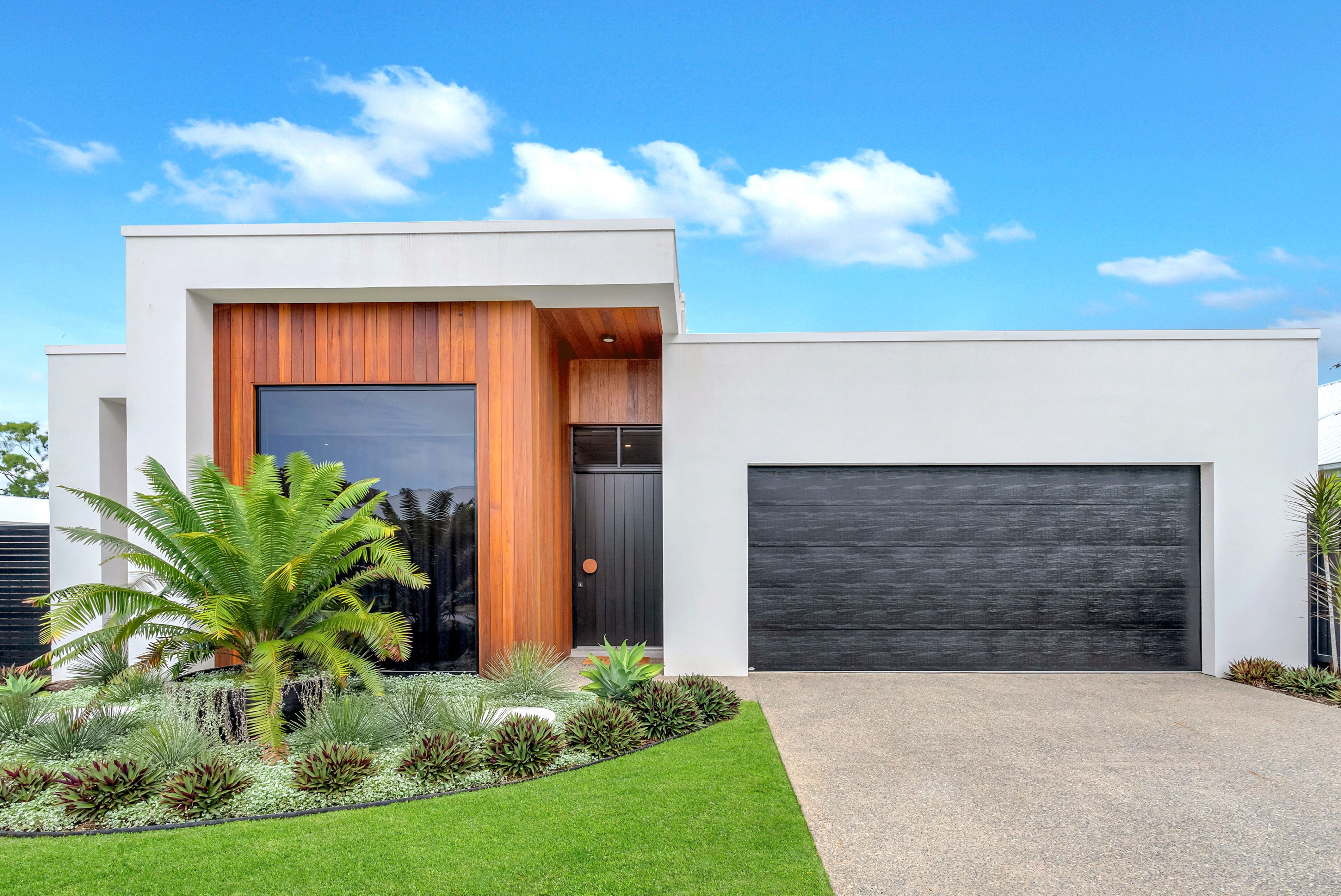 49 Seaside Parade, Palm Cove, QLD 4879