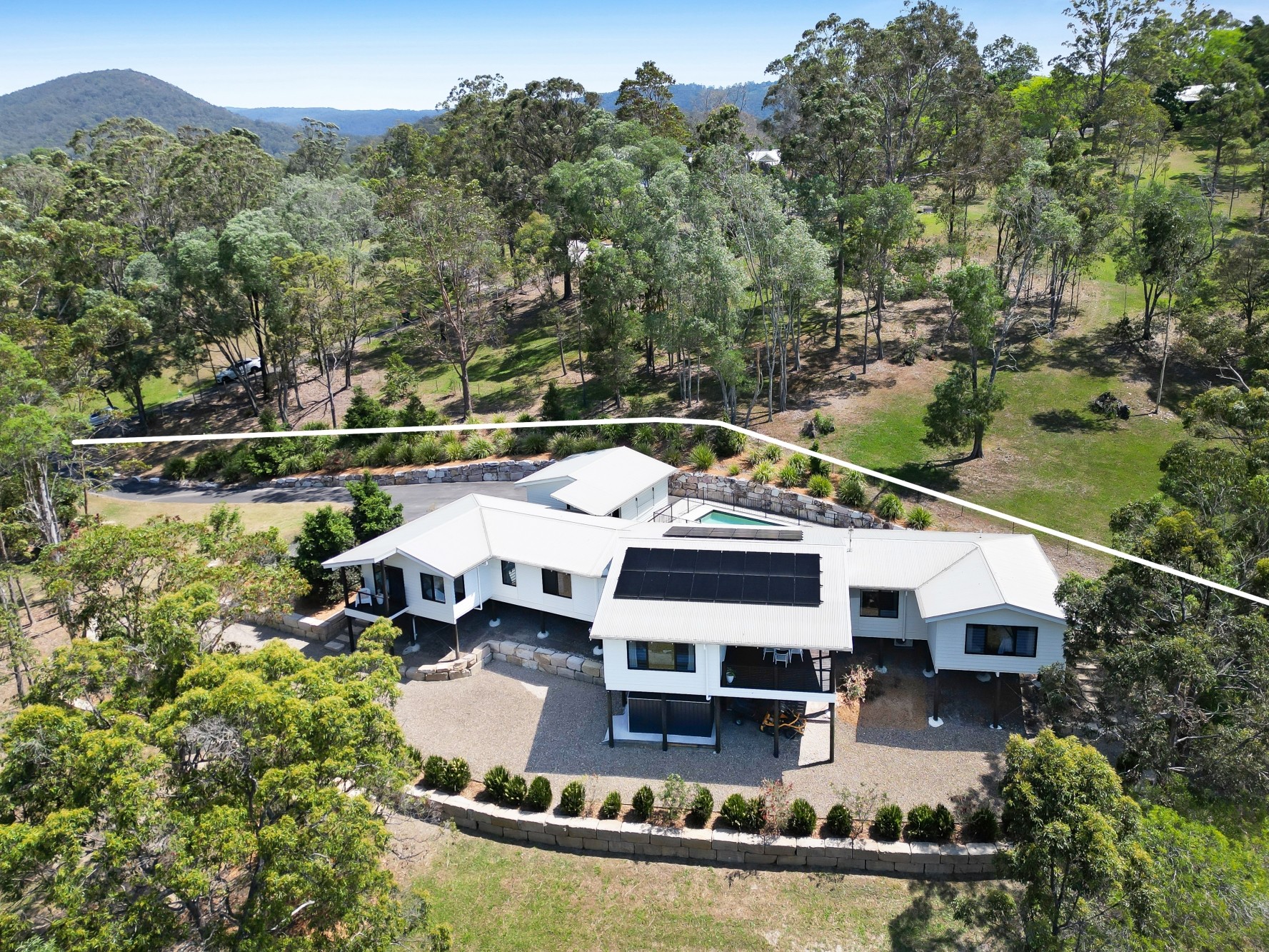 477 Bonogin Road, Bonogin, QLD 4213